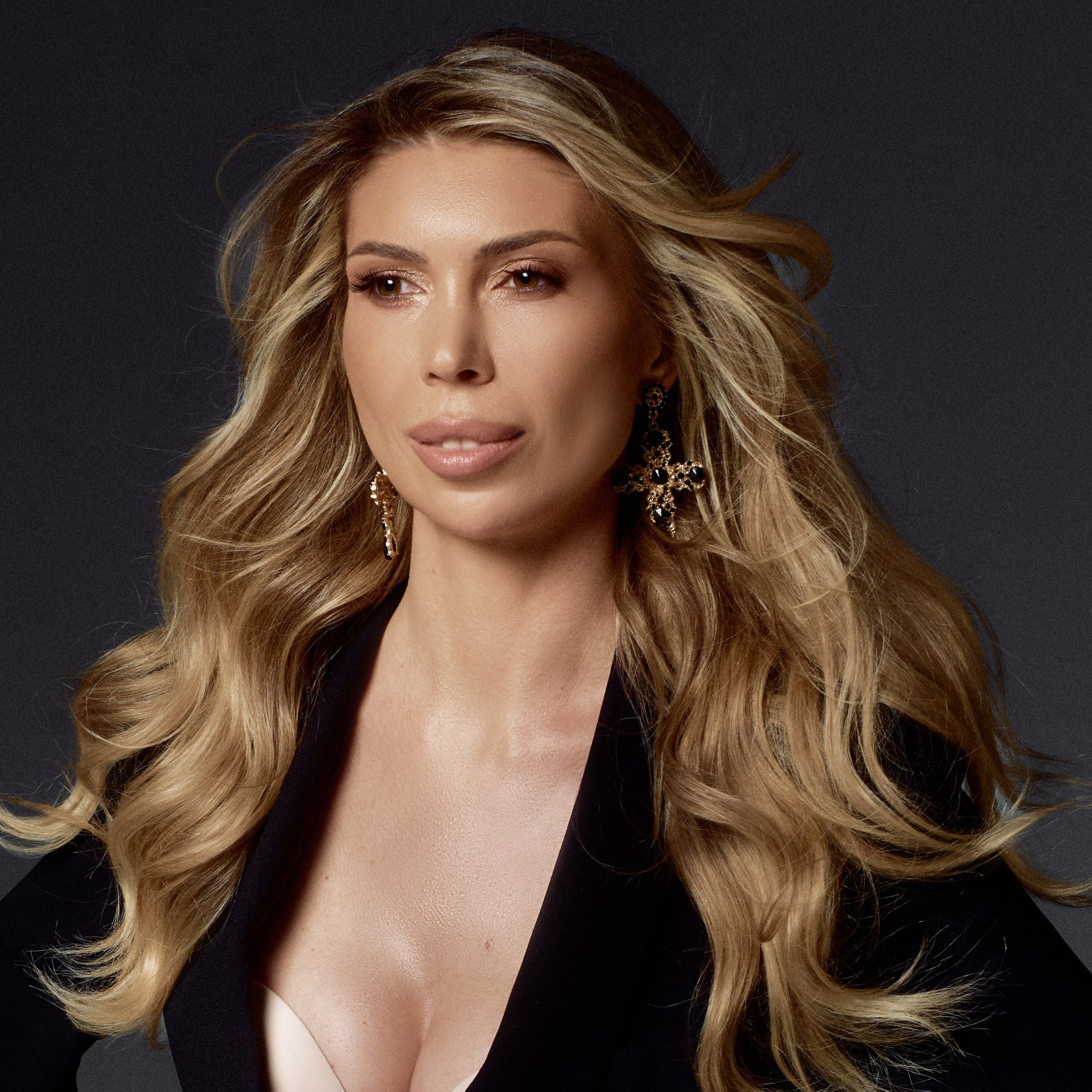 Portrait & Fashion Photographer | Сannes, Paris, Monaco, Dubai, Kyiv — - Alisa Postnykova