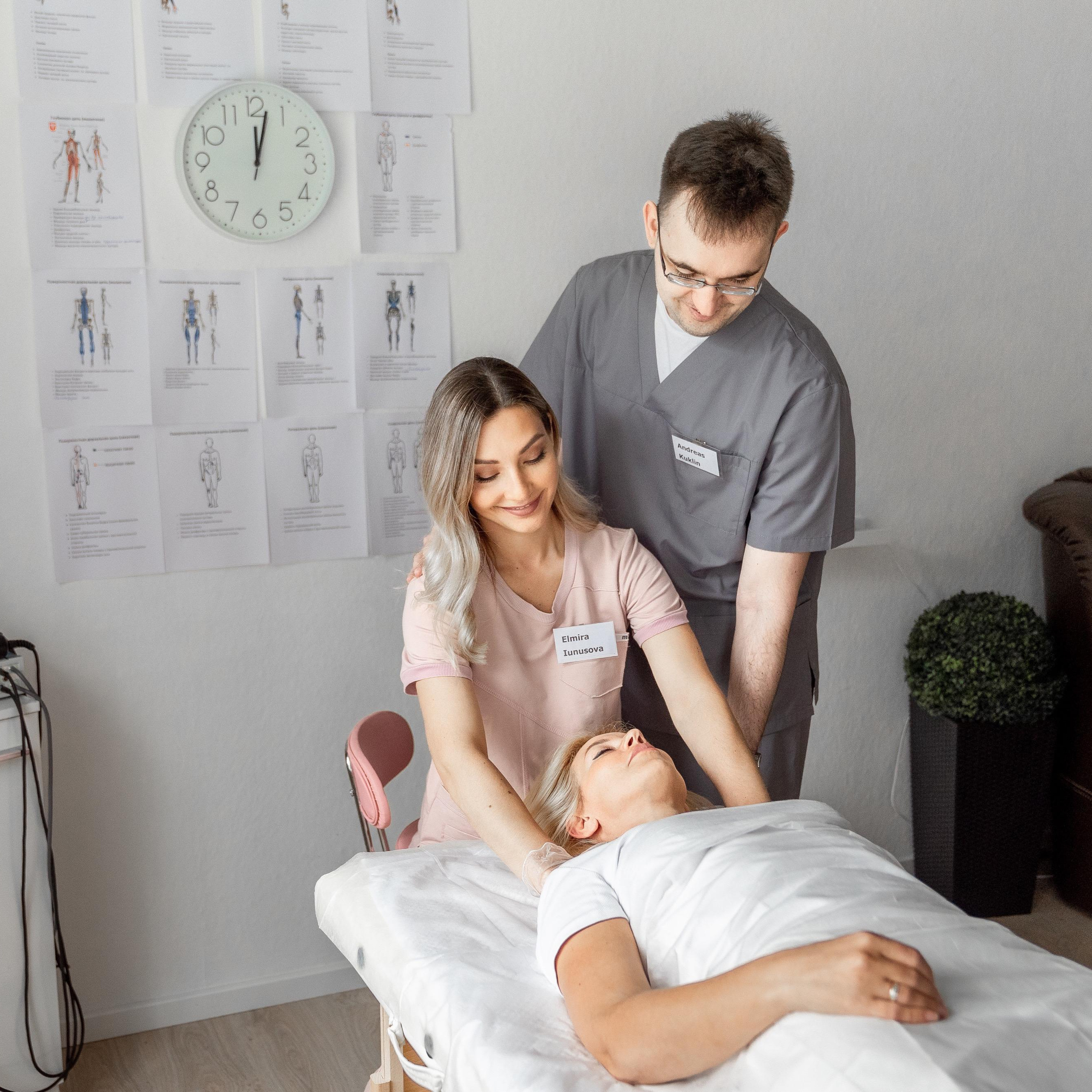 Kinesiotherapie. Fotoshooting Hannover Region, Bremen, Hamburg Fotograf - Natalia Mruck