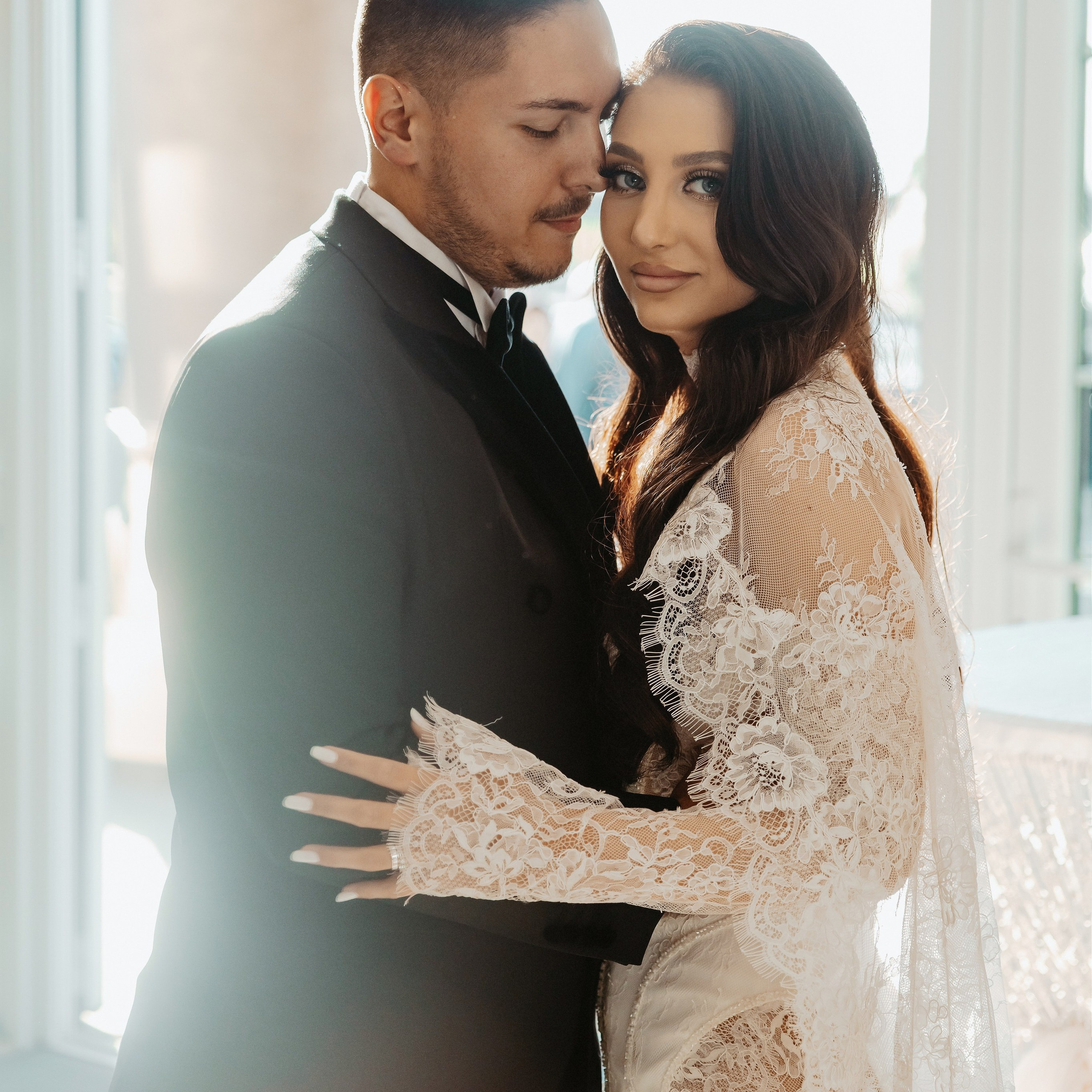 Testimoniale clienți – Fotografie de eveniment. Bogdan Dumitrel — wedding photograher