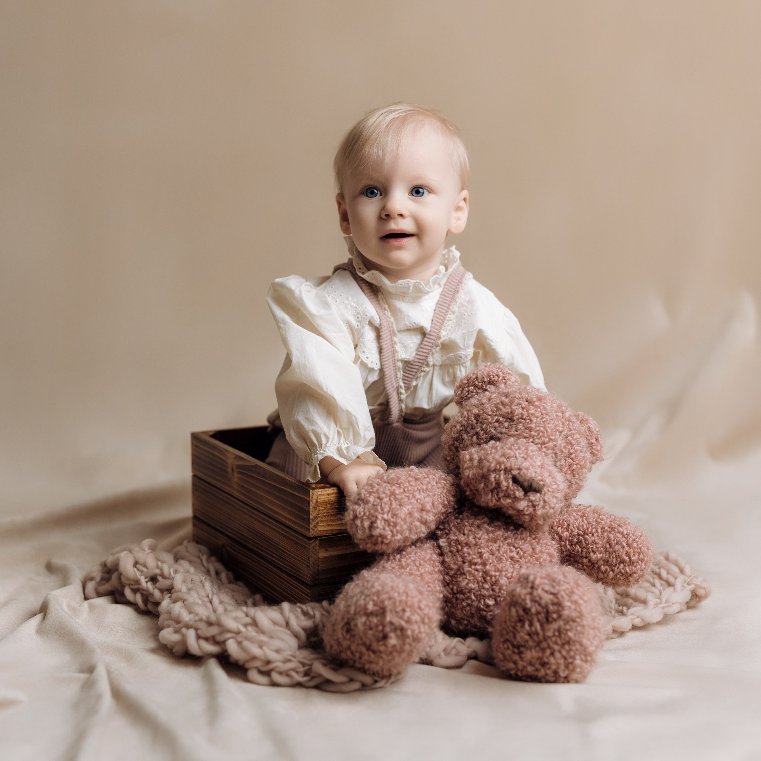 Feedback. Newborn, kids, family photographer based near Zurich, Switzerland