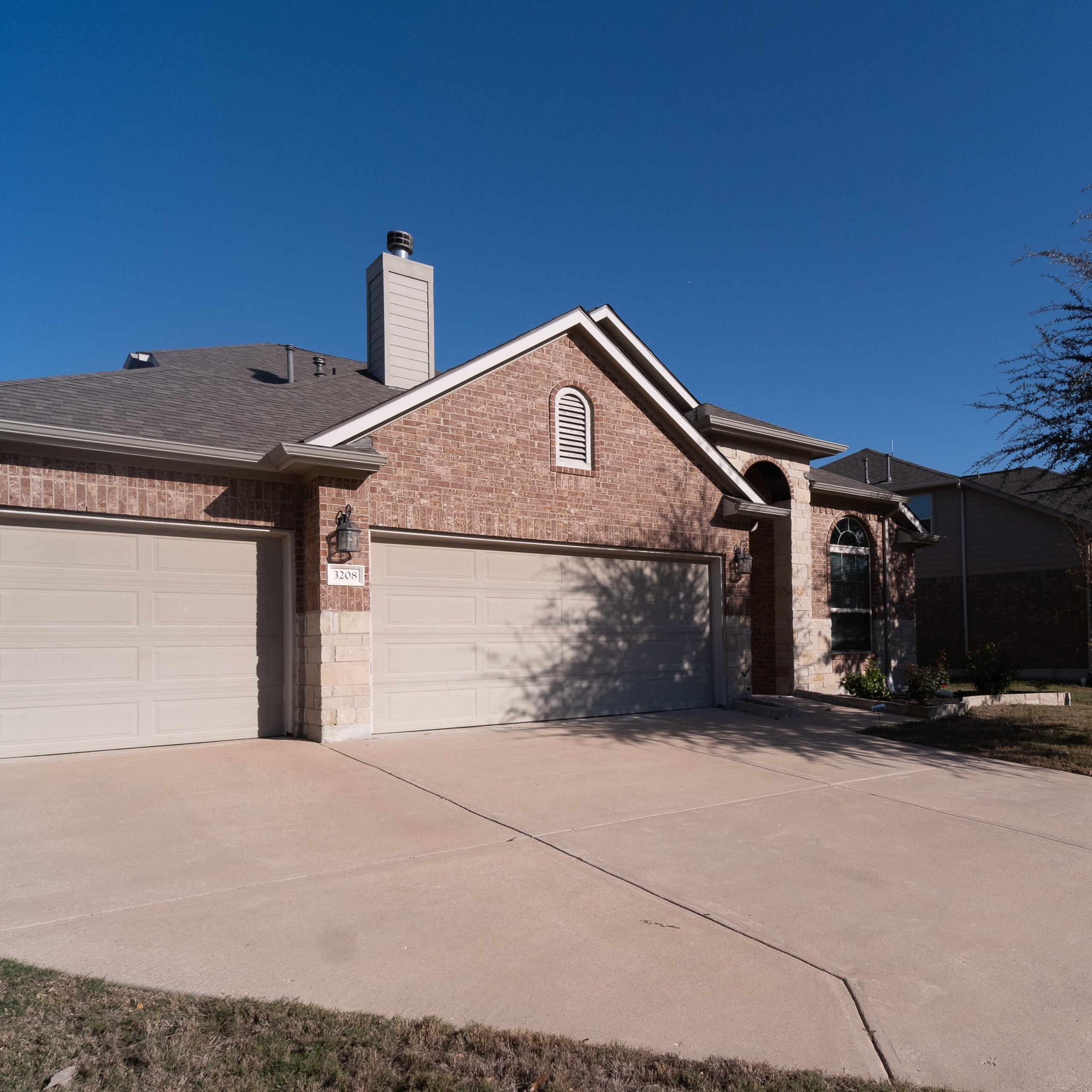Modern residential home exterior real estate photo  Austin Texas
