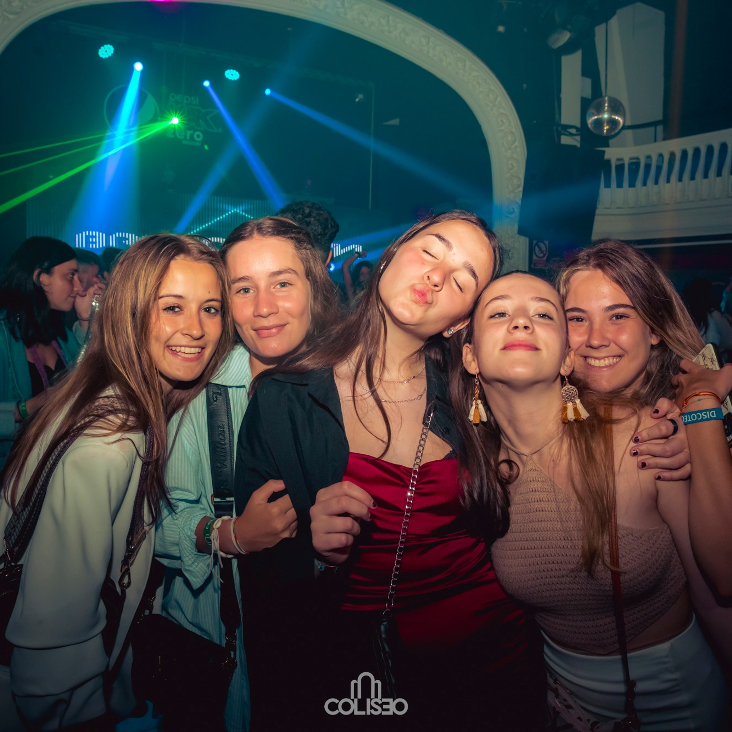 Discoteca Coliseo - Pontedeume. RabelByCris Fotógrafa en Coruña de Eventos, sesiones, mascotas