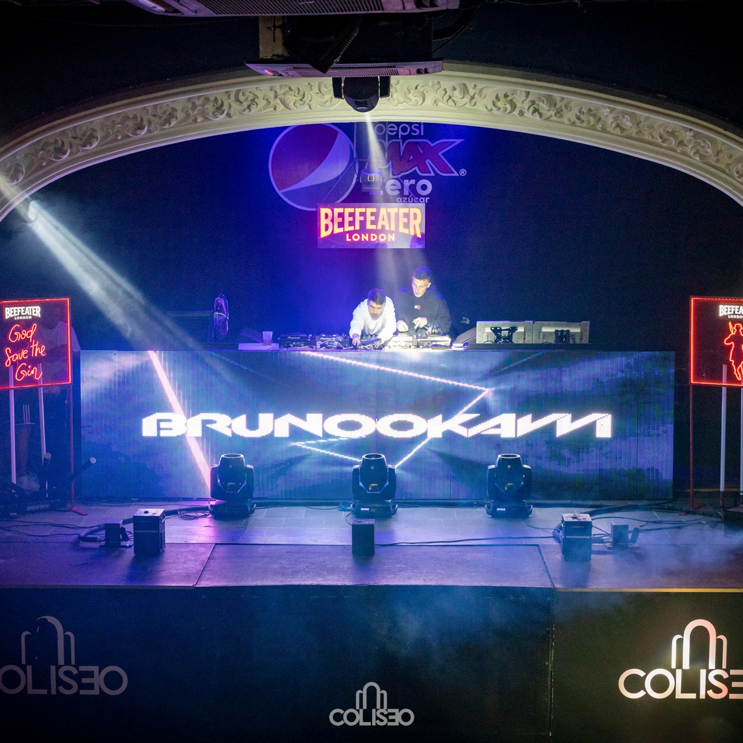 Discoteca Coliseo - Pontedeume. RabelByCris Fotógrafa en Coruña de Eventos, sesiones, mascotas