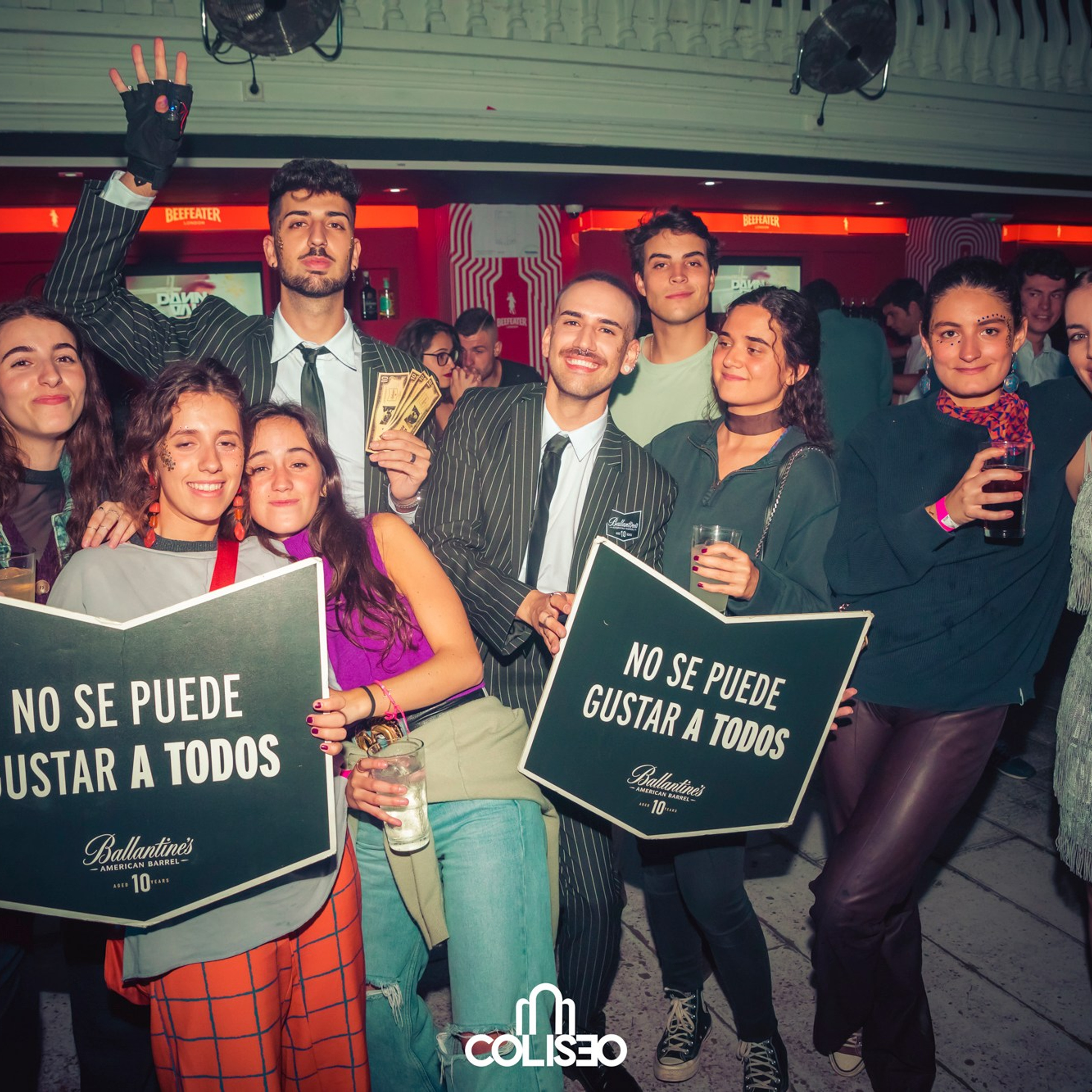 Discoteca Coliseo - Pontedeume. RabelByCris Fotógrafa en Coruña de Eventos, sesiones, mascotas