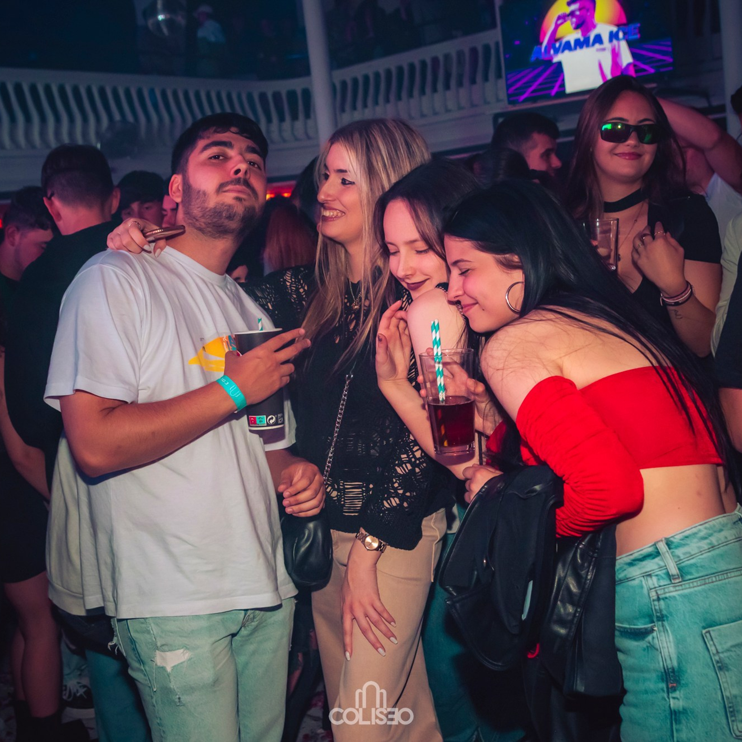 Discoteca Coliseo - Pontedeume. RabelByCris Fotógrafa en Coruña de Eventos, sesiones, mascotas