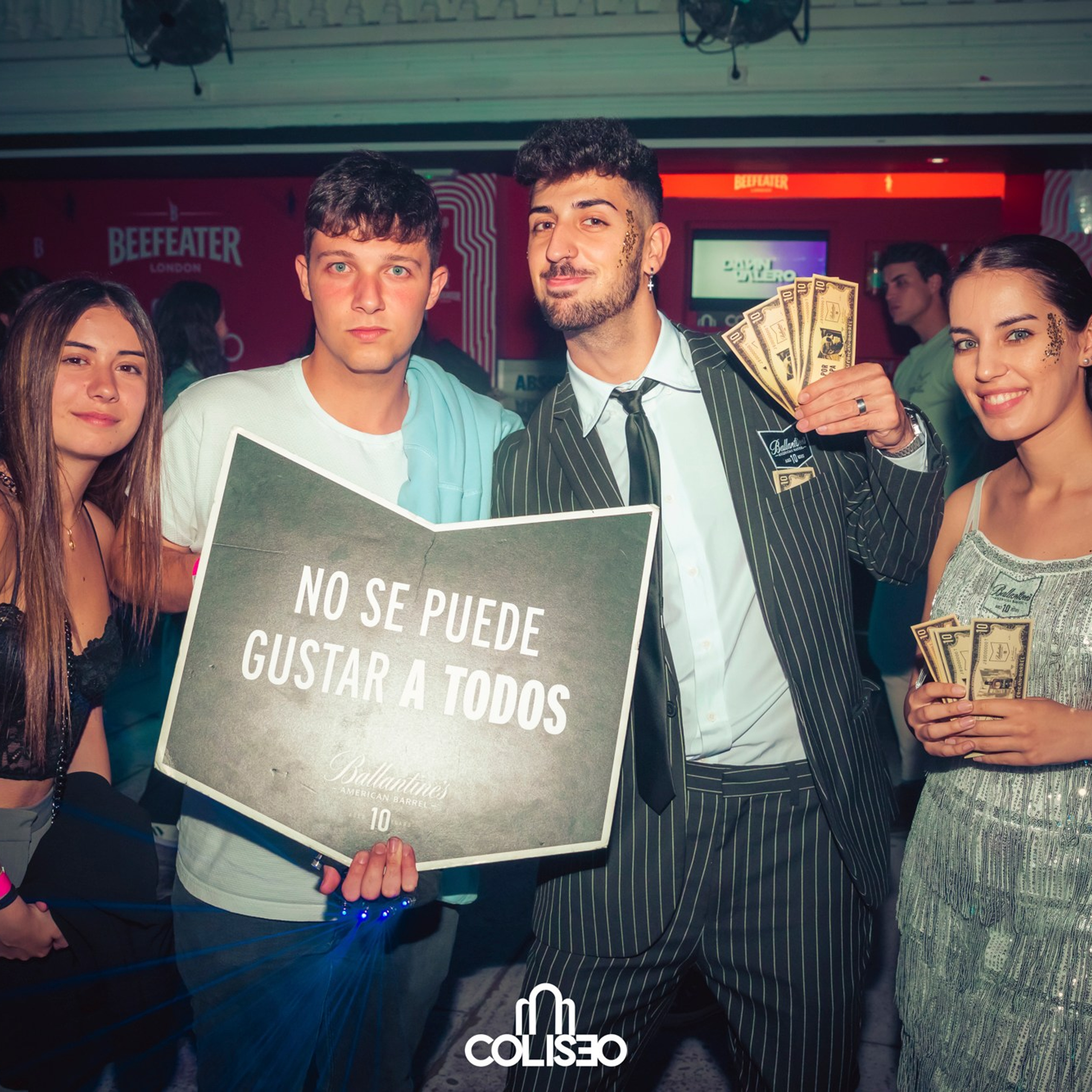 Discoteca Coliseo - Pontedeume. RabelByCris Fotógrafa en Coruña de Eventos, sesiones, mascotas