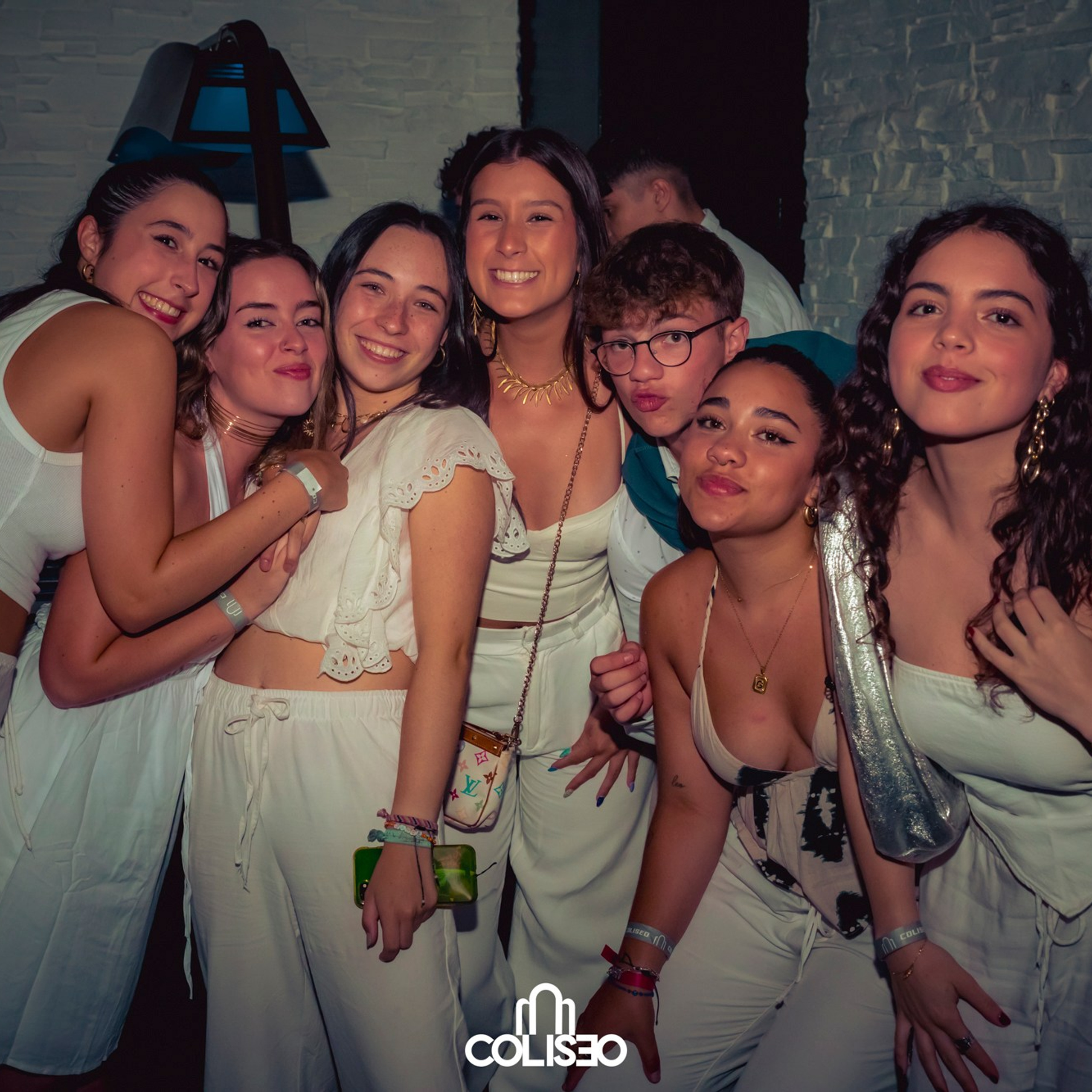 Discoteca Coliseo - Pontedeume. RabelByCris Fotógrafa en Coruña de Eventos, sesiones, mascotas