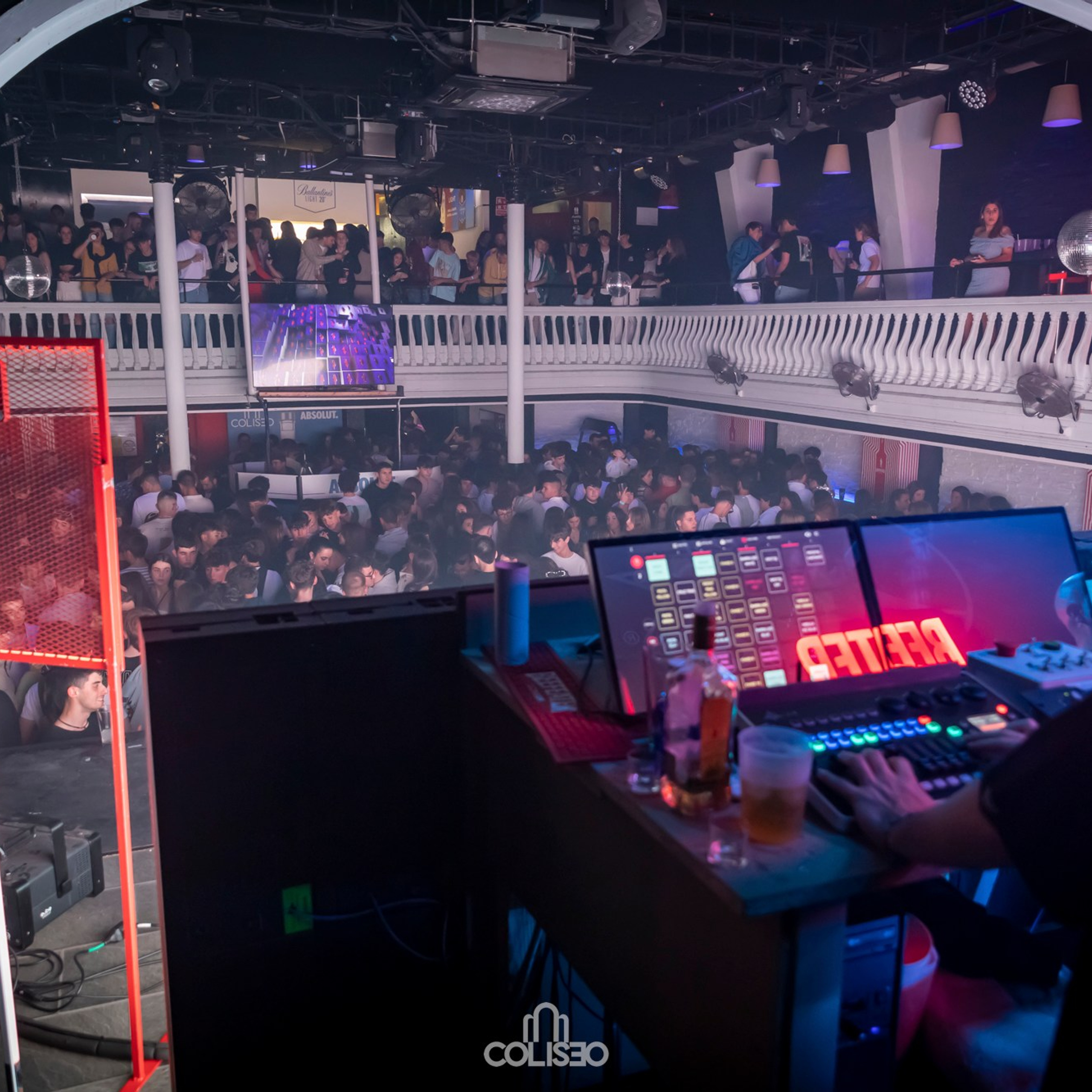 Discoteca Coliseo - Pontedeume. RabelByCris Fotógrafa en Coruña de Eventos, sesiones, mascotas