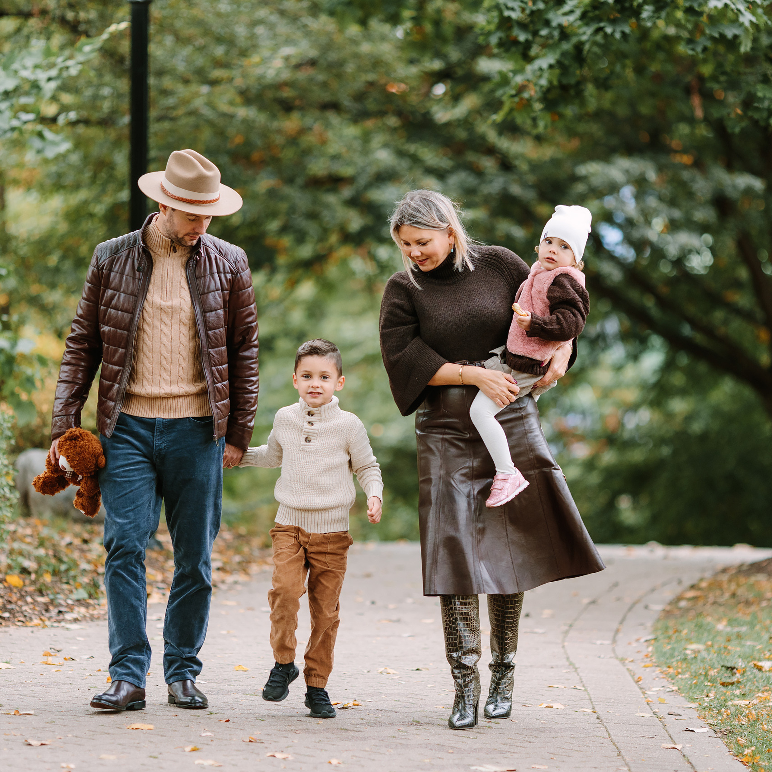 10.16.22 Family Photoshoot