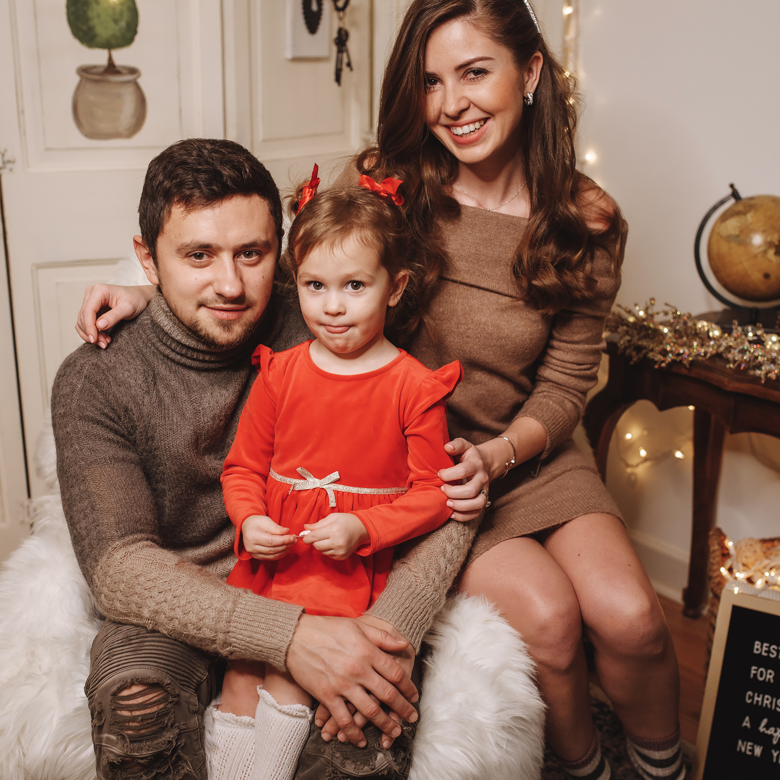 12.08.2019 Christmas Family Photoshoot 15