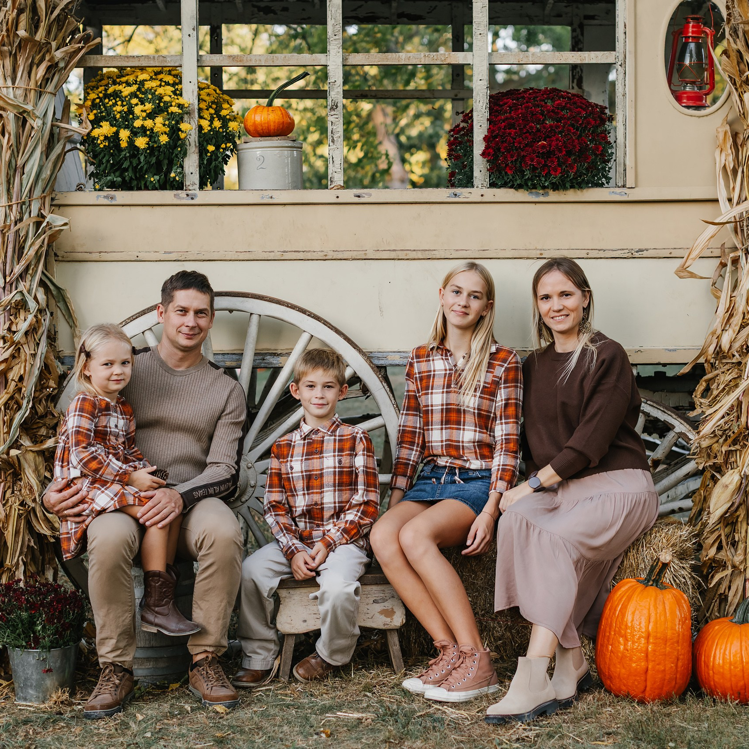 10.05.25 Family Photoshoot