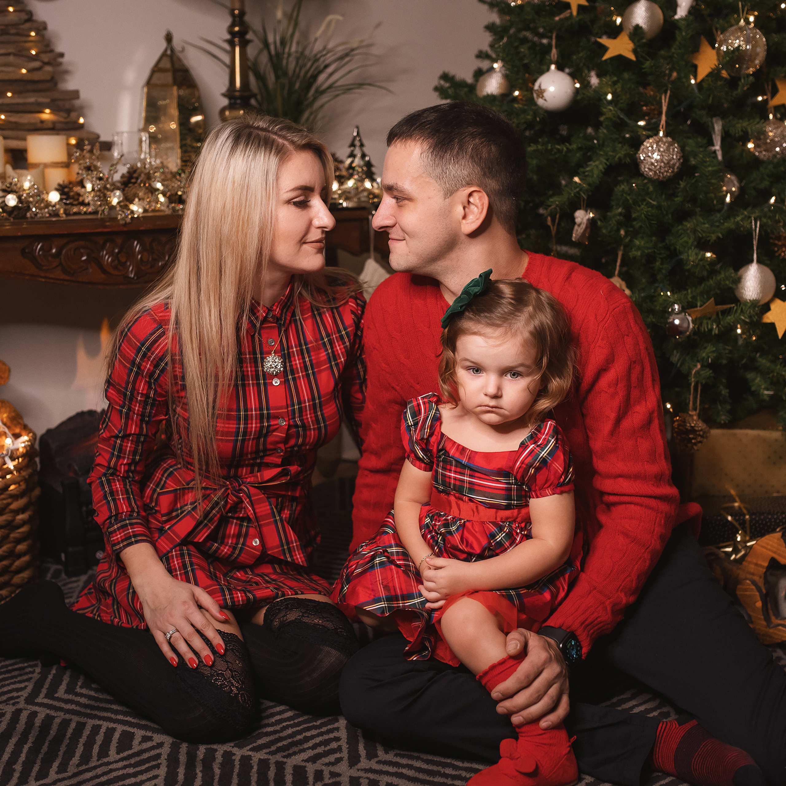 12.06.2020 Christmas Family Photoshoot 17