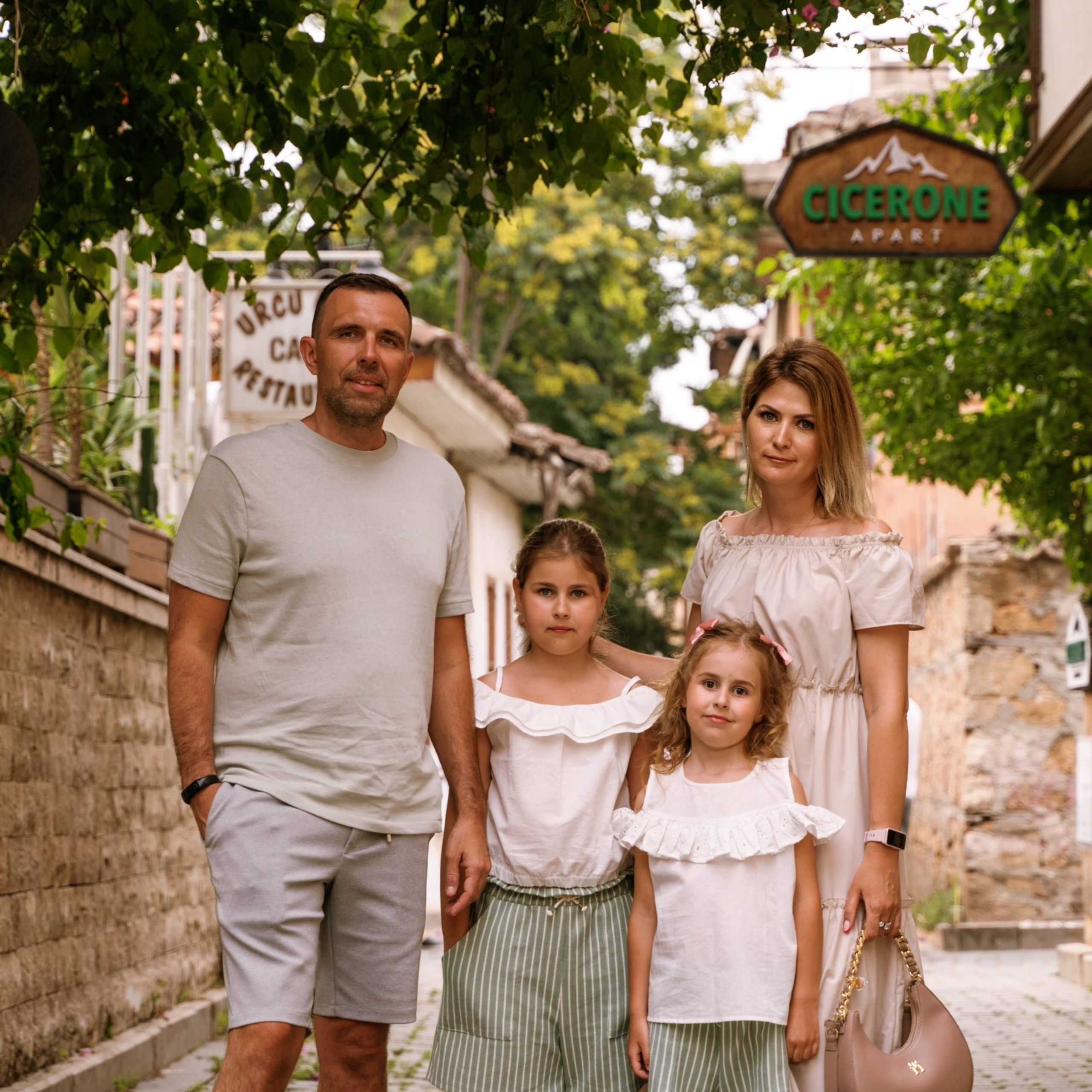 Ирина, фотограф Анталия. Фотосессии в Анталии, Кемере, Белеке, Сиде, Бодруме, Каше и Фетхие