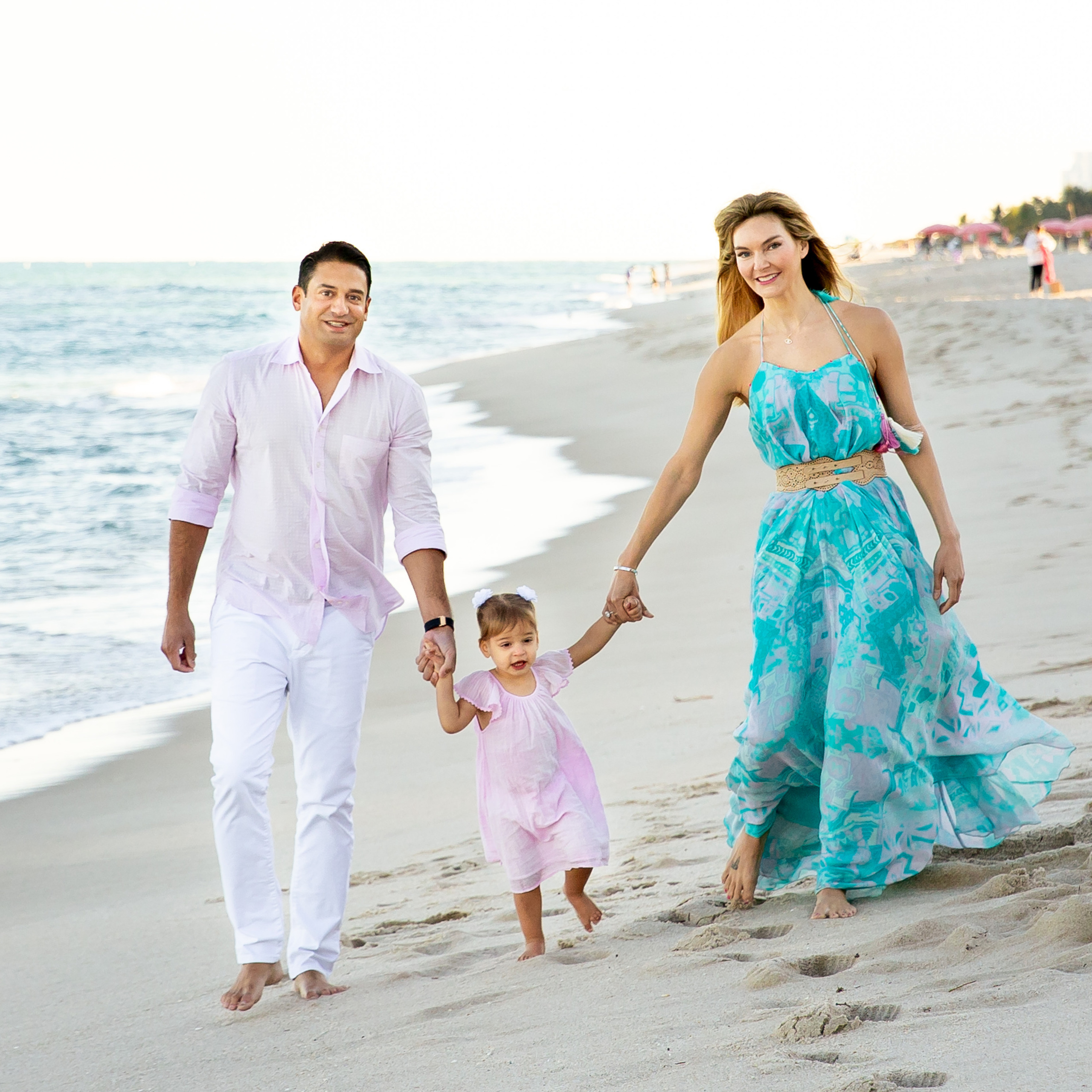 Review best photographers Miami. Miami Family and Event Photographer