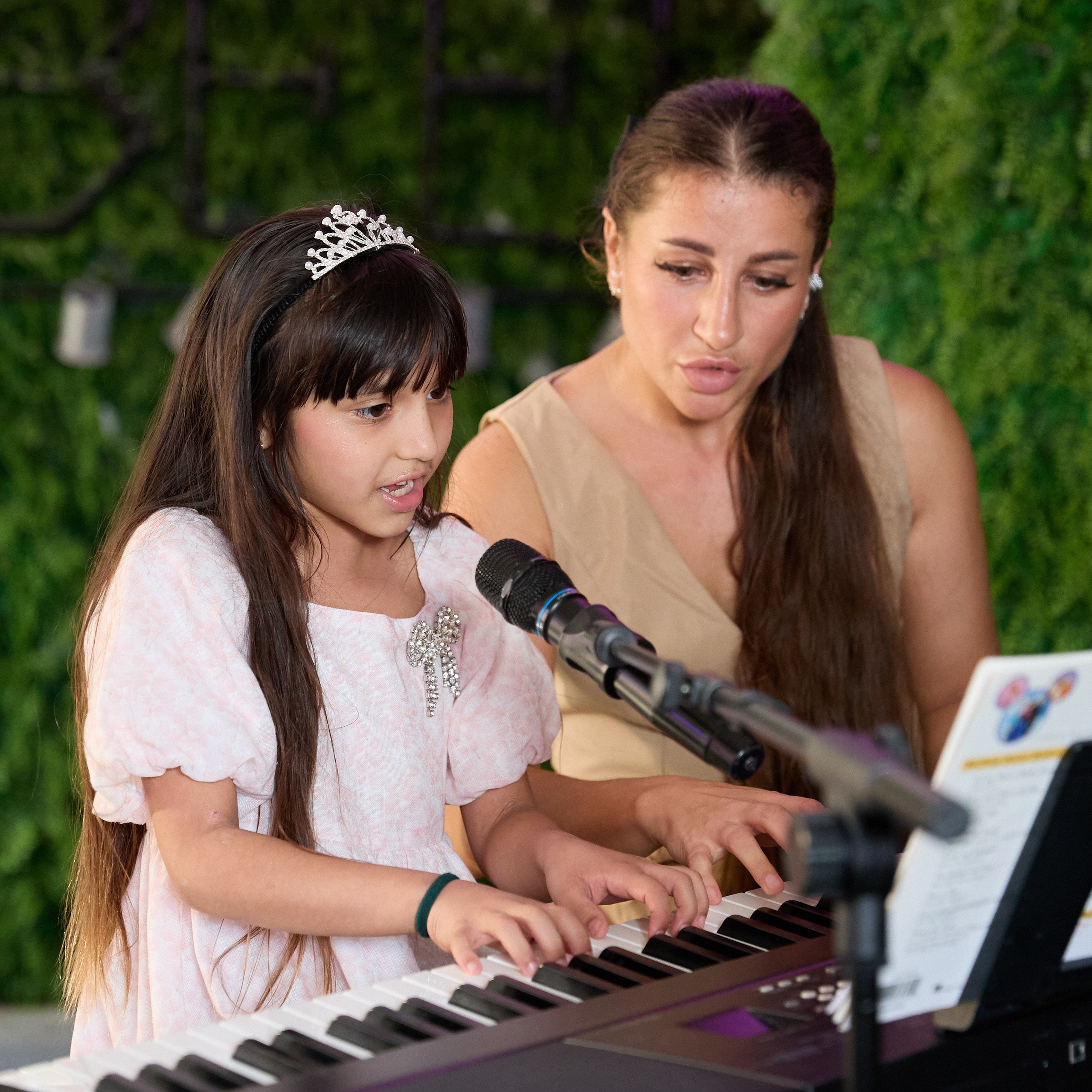 Review best photographers Miami. Miami Family and Event Photographer