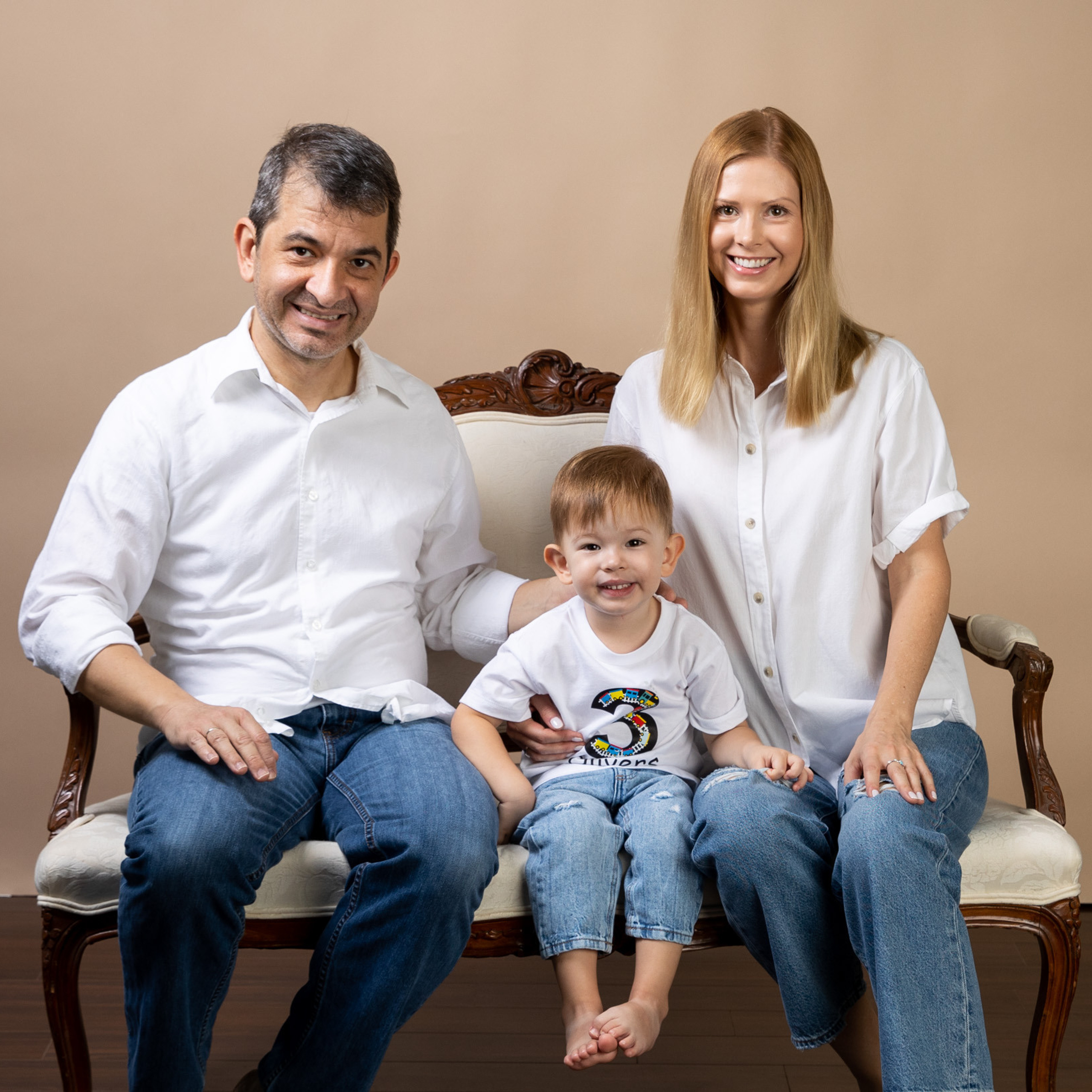 Review best photographers Miami. Miami Family and Event Photographer