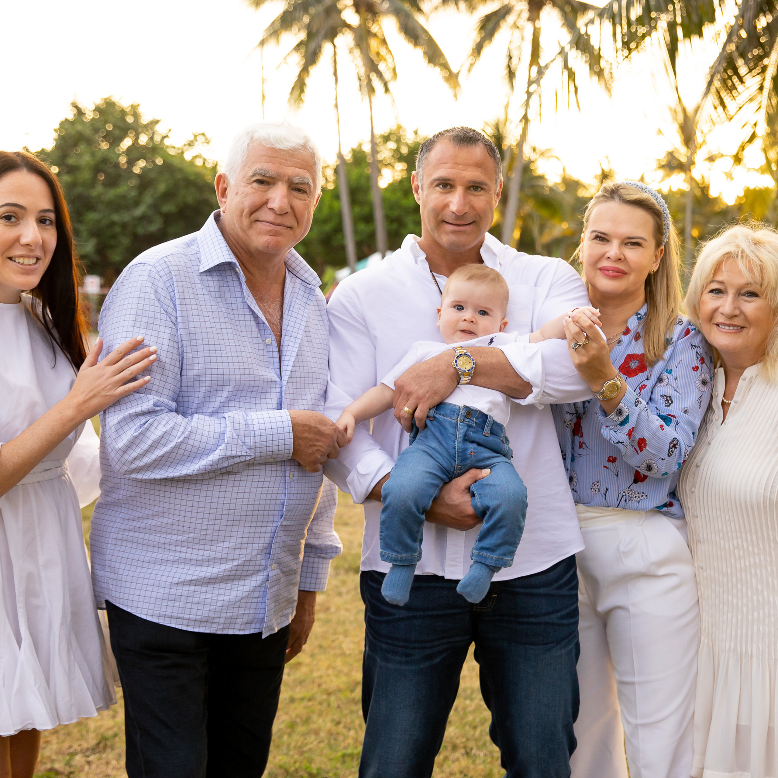 Review best photographers Miami. Miami Family and Event Photographer