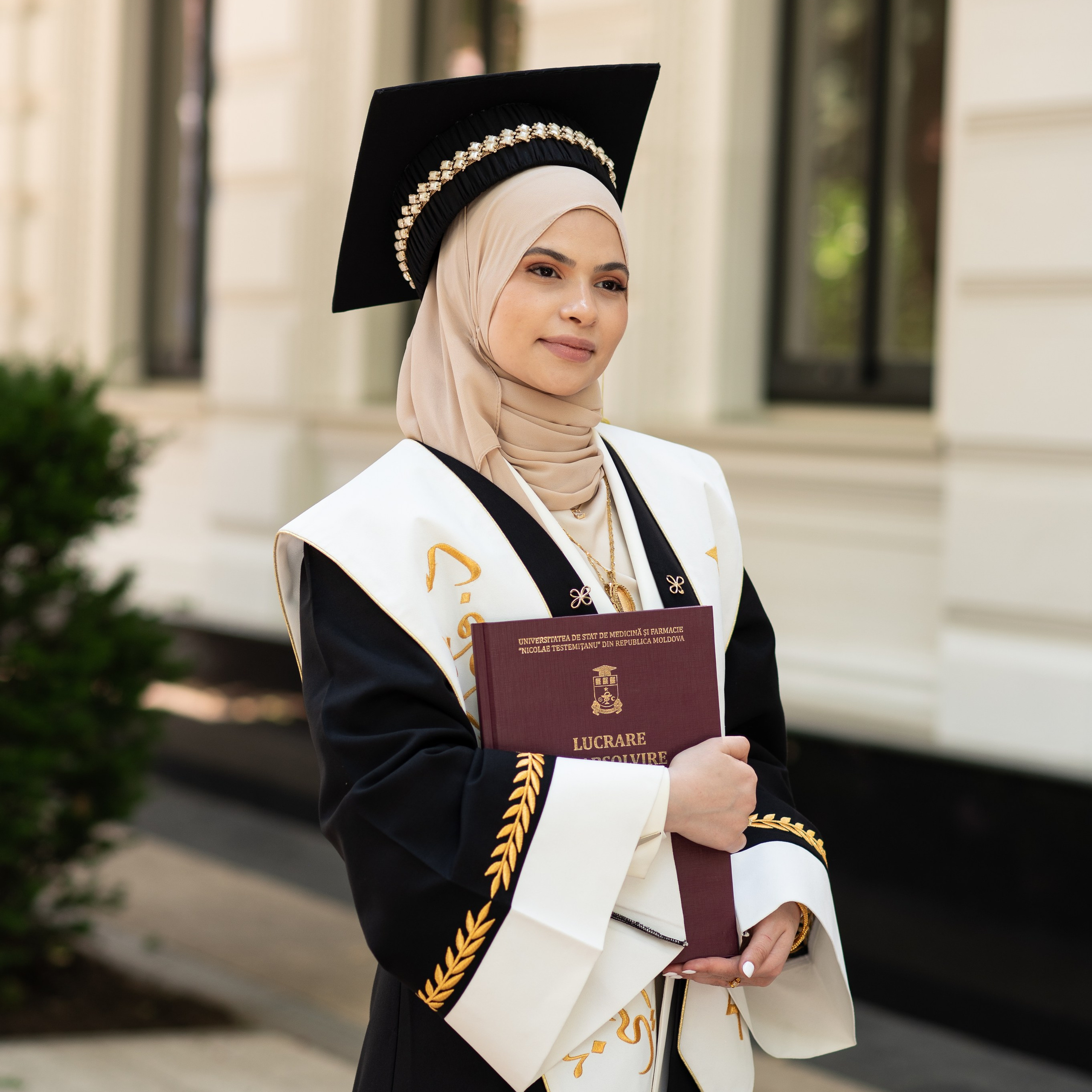 Recenzii. Fotograf Cătălina Munteanu