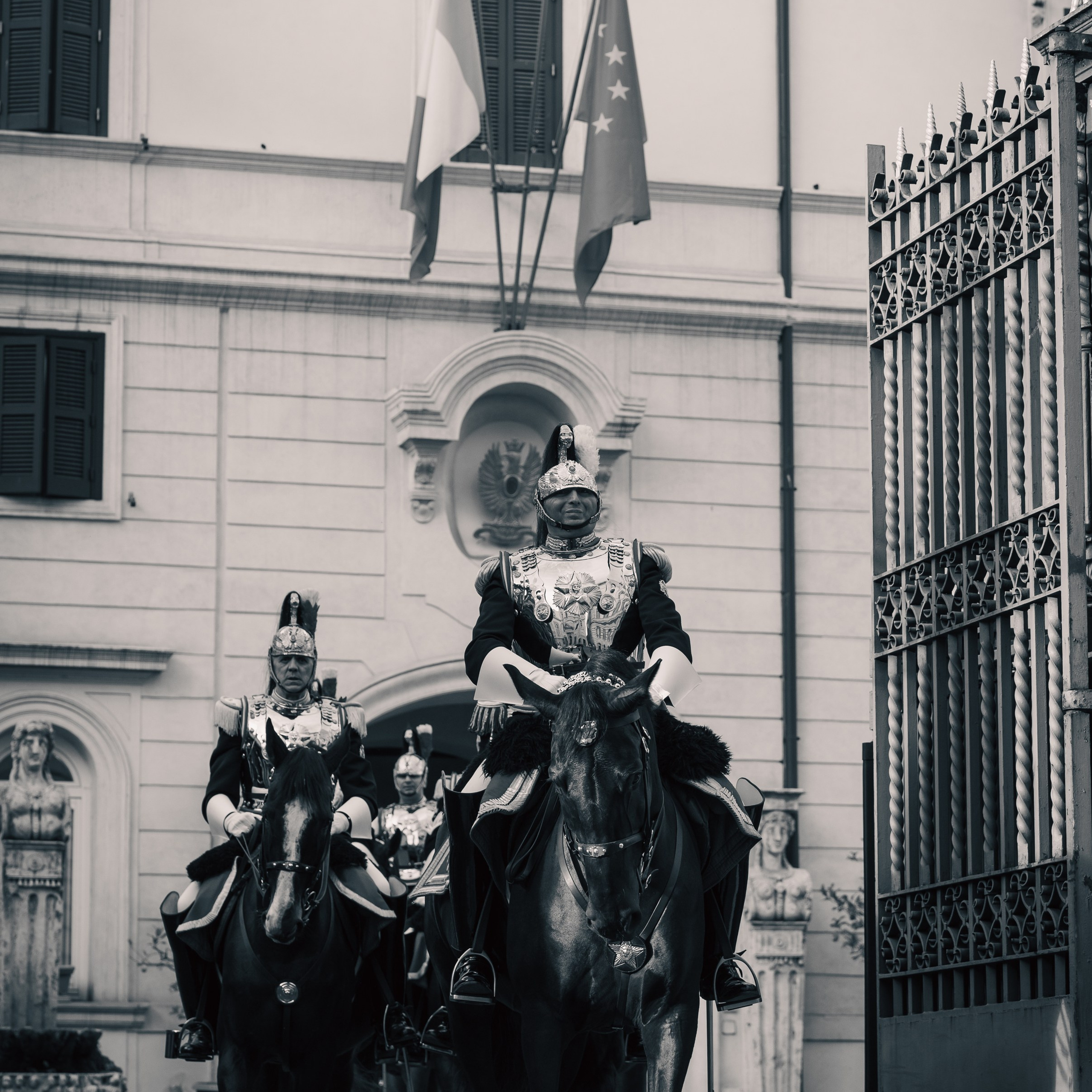 Cambio della Guardia Reggimento Corazzieri. Fotografo romano!