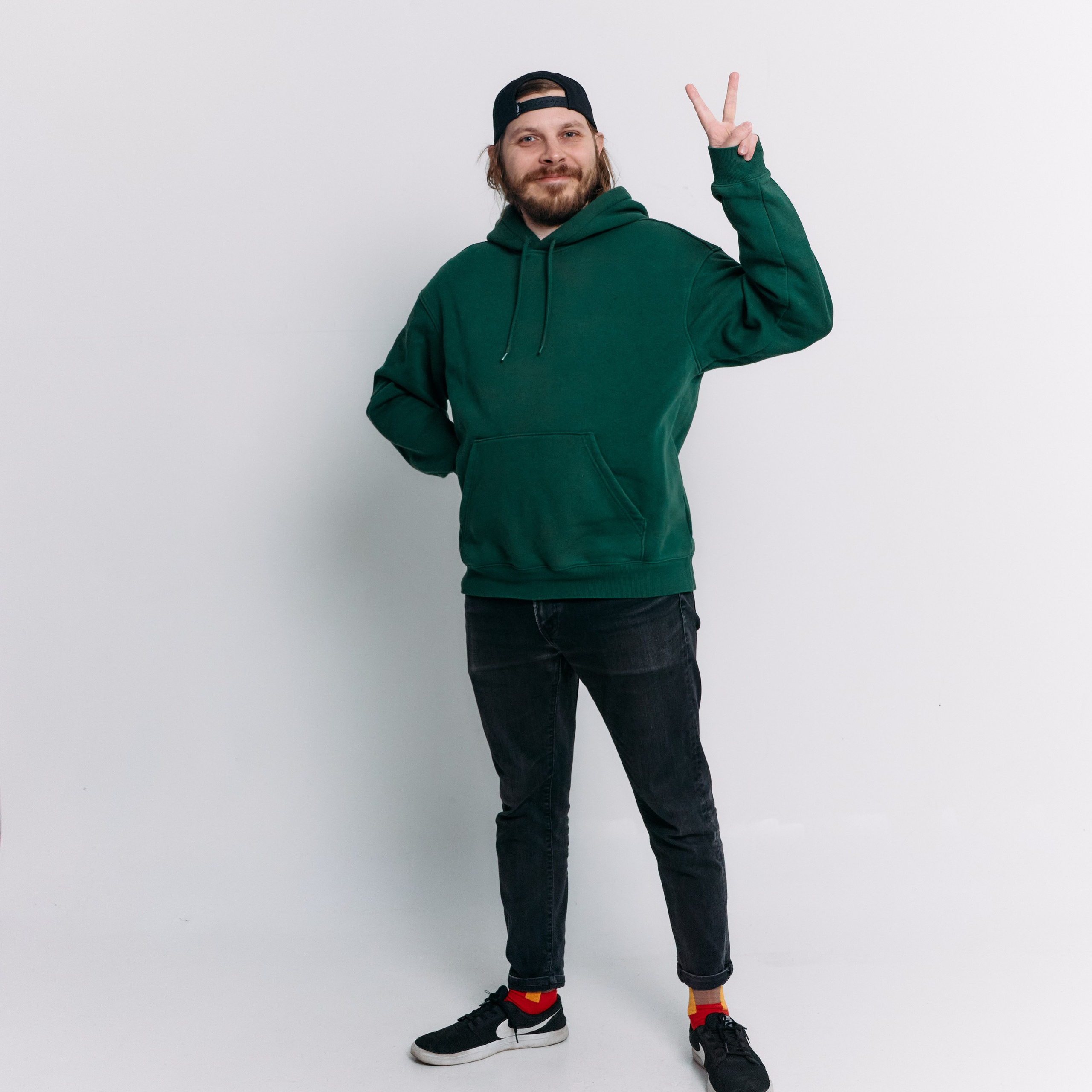 გამოხმაურება. ავტოპორტრეტის სტუდია თბილისში