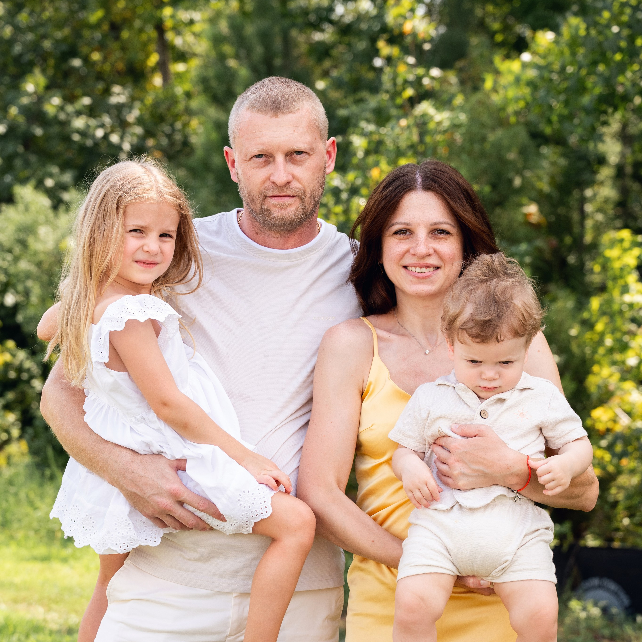 Mark, Family package