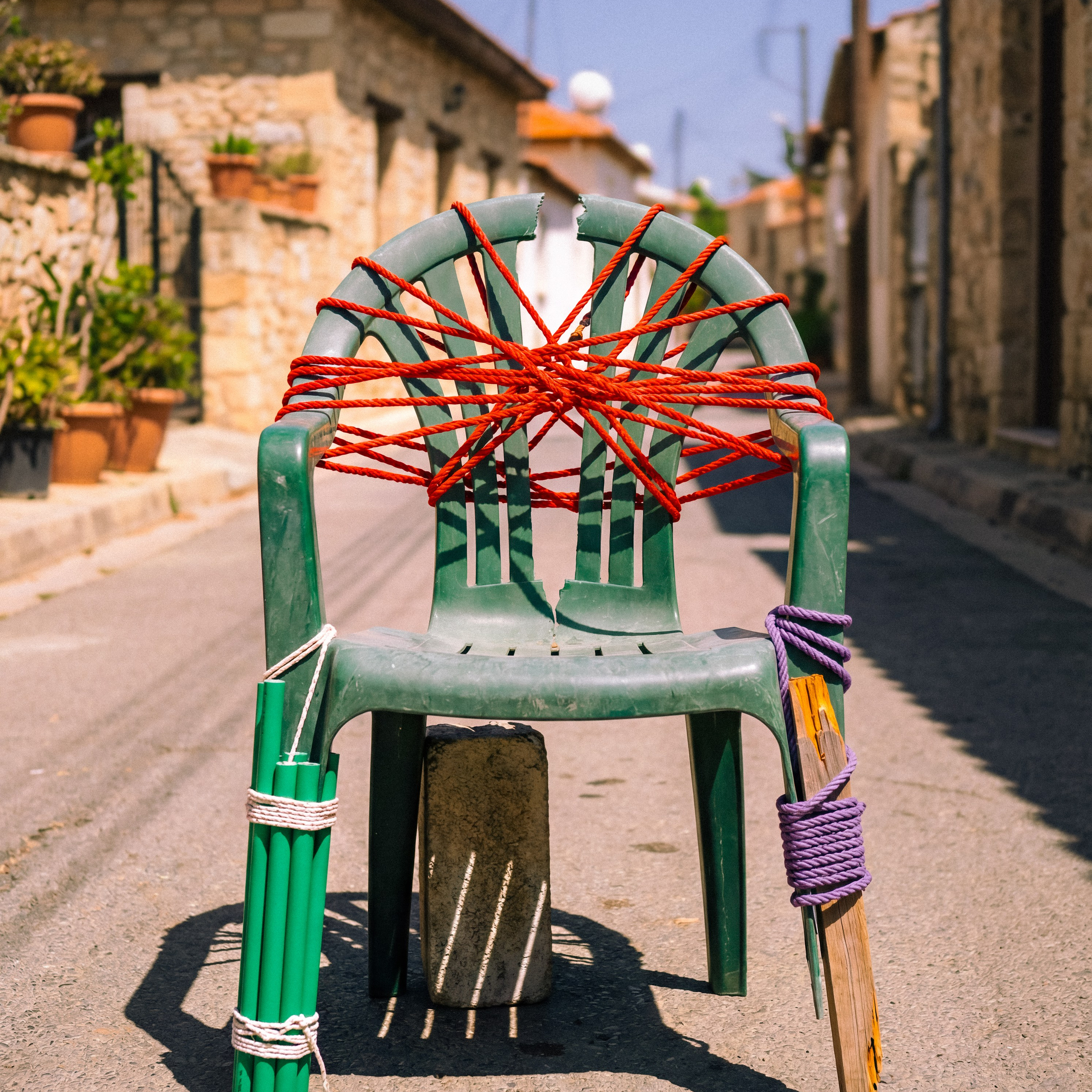 Images of things and items