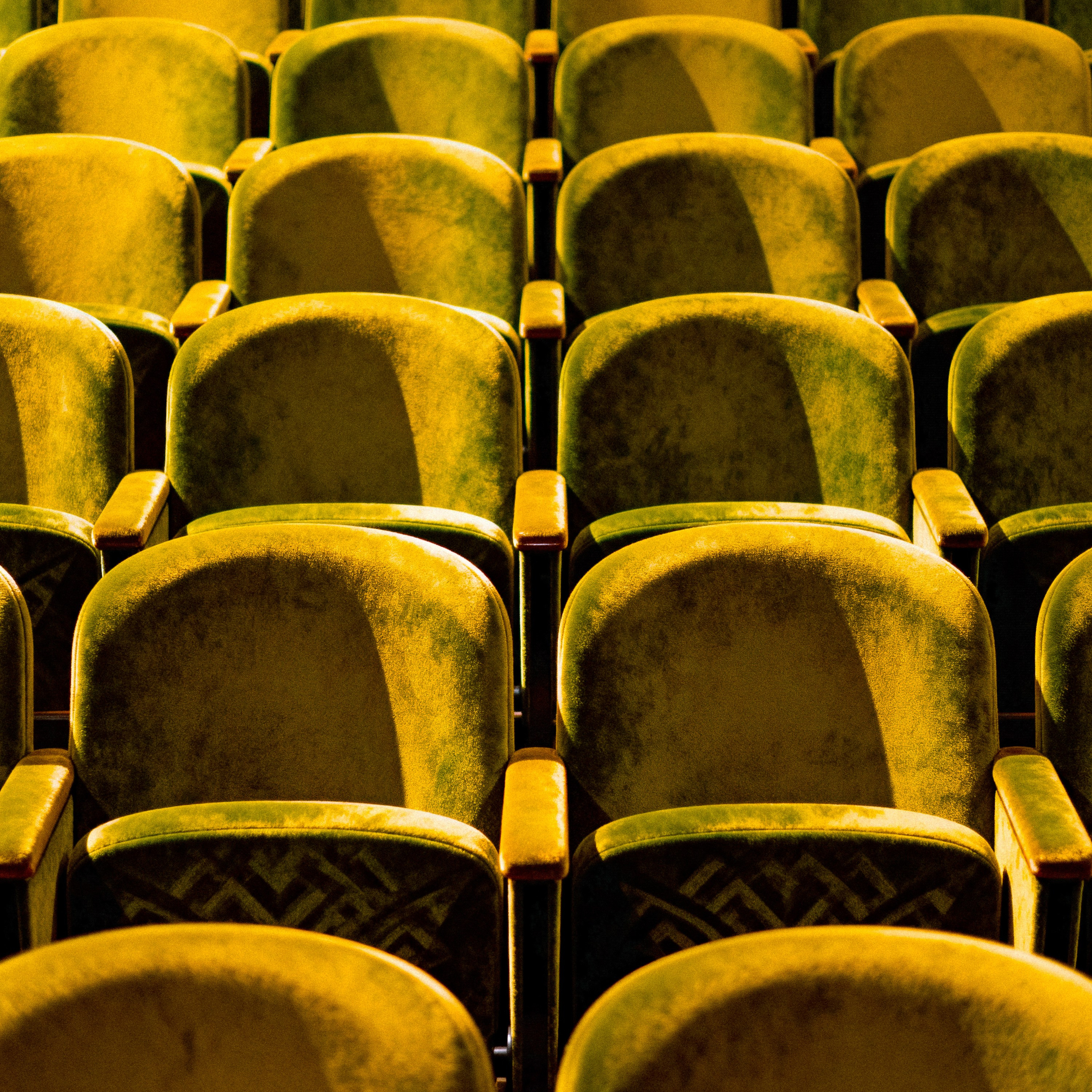 Images of things and items