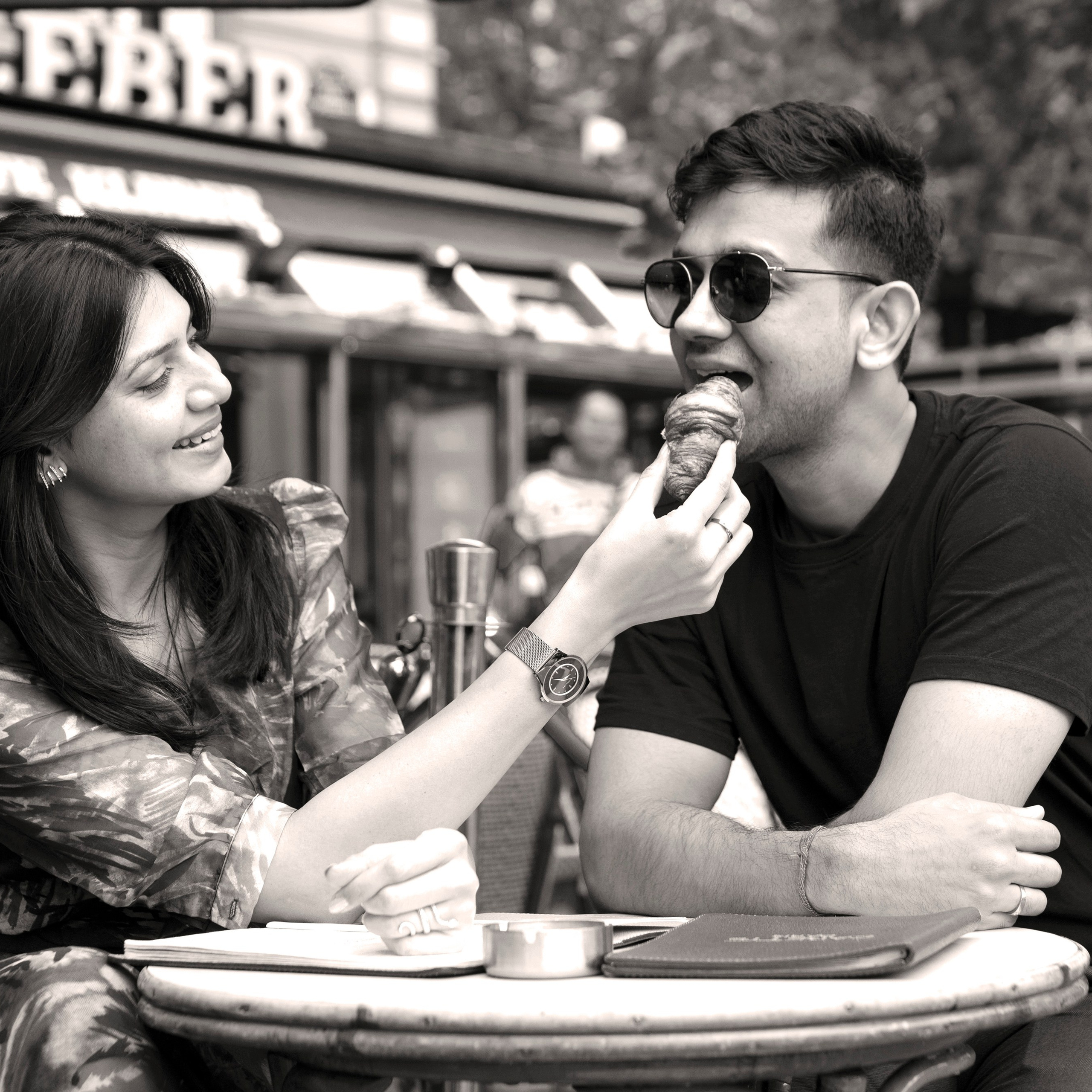 Love story photoshoot in Paris