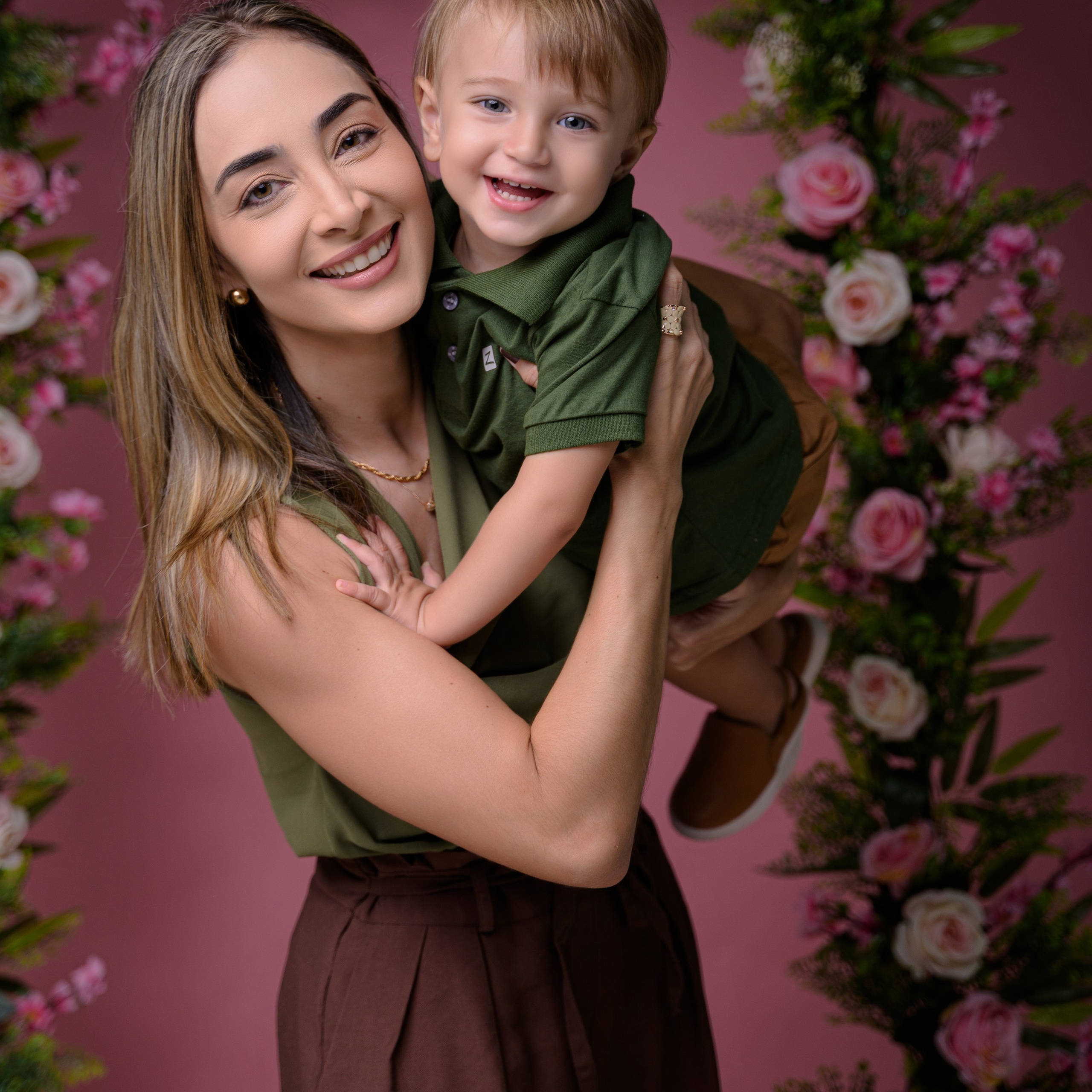 Luciana Magalhães — Dia das Mães 2026
