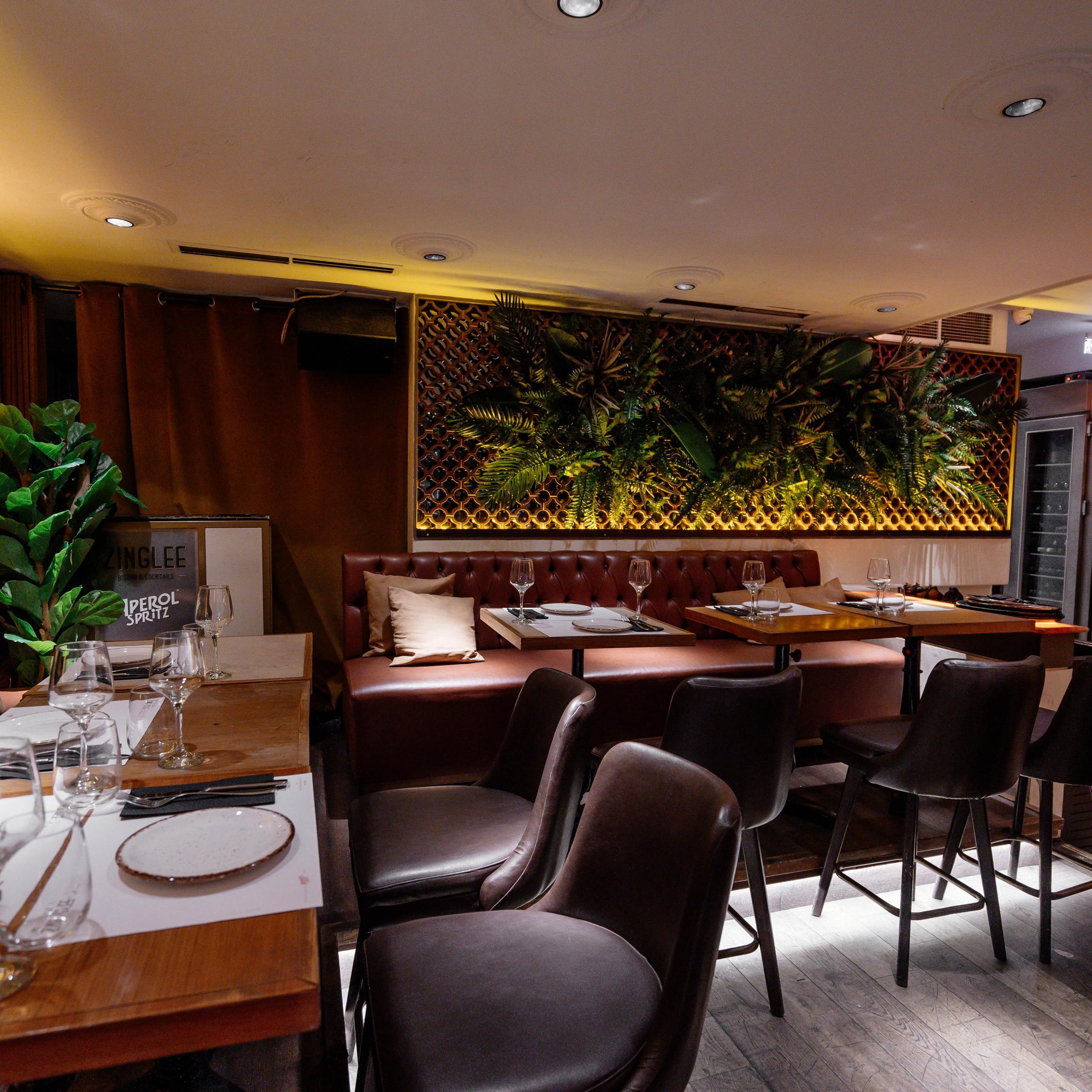 Professional food photography capturing gourmet dishes, creative food styling, and authentic dining experiences with a luxury aesthetic.