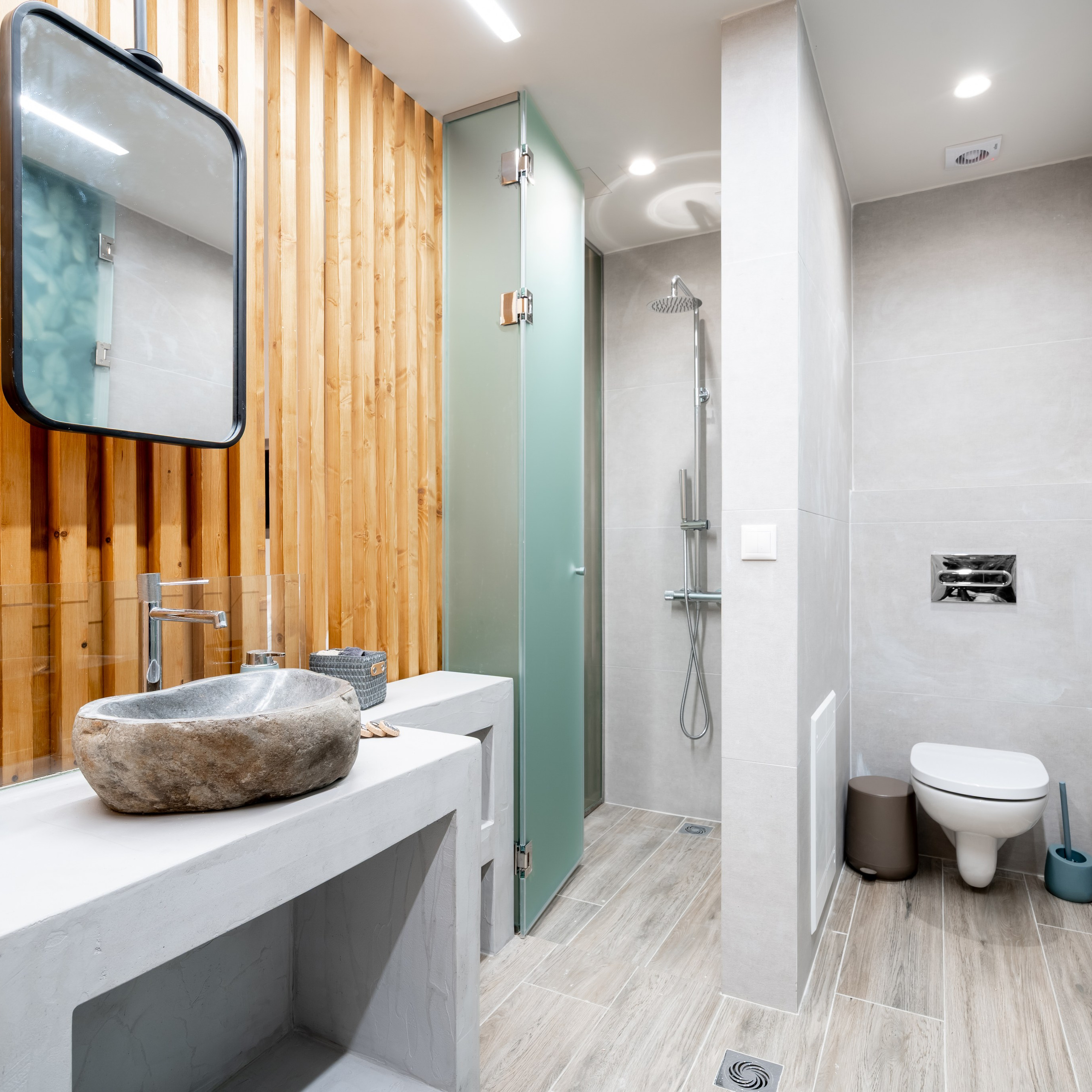 Real estate photography showcasing a luxury property with cinematic drone and architectural lighting.