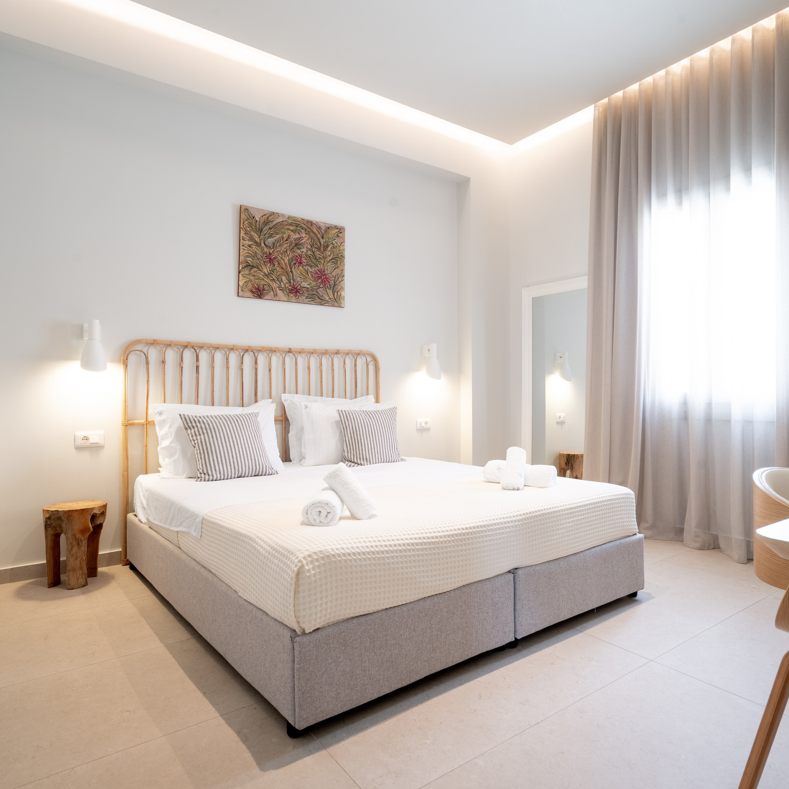 Real estate photography showcasing a luxury property with cinematic drone and architectural lighting.