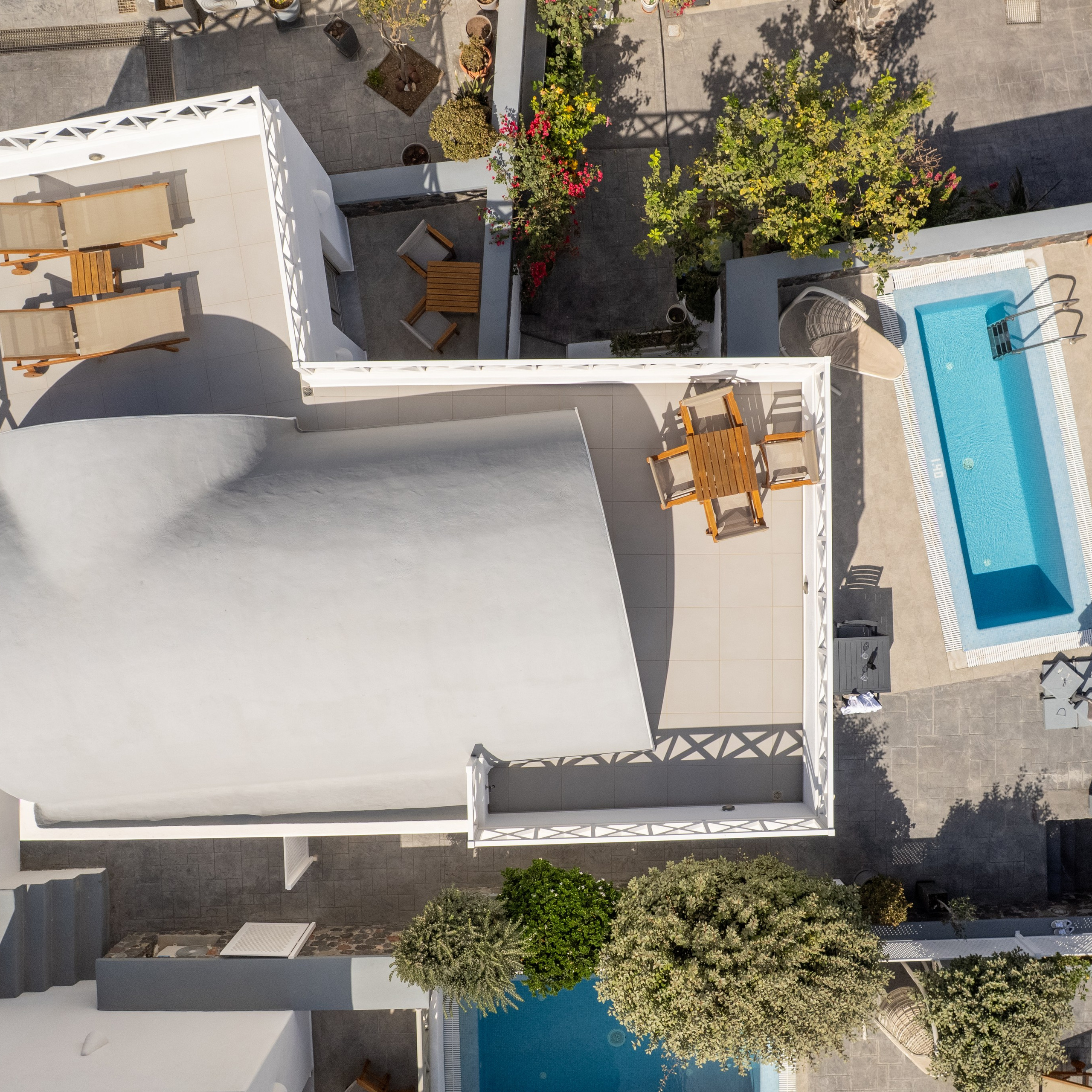 Real estate photography showcasing a luxury property with cinematic drone and architectural lighting.