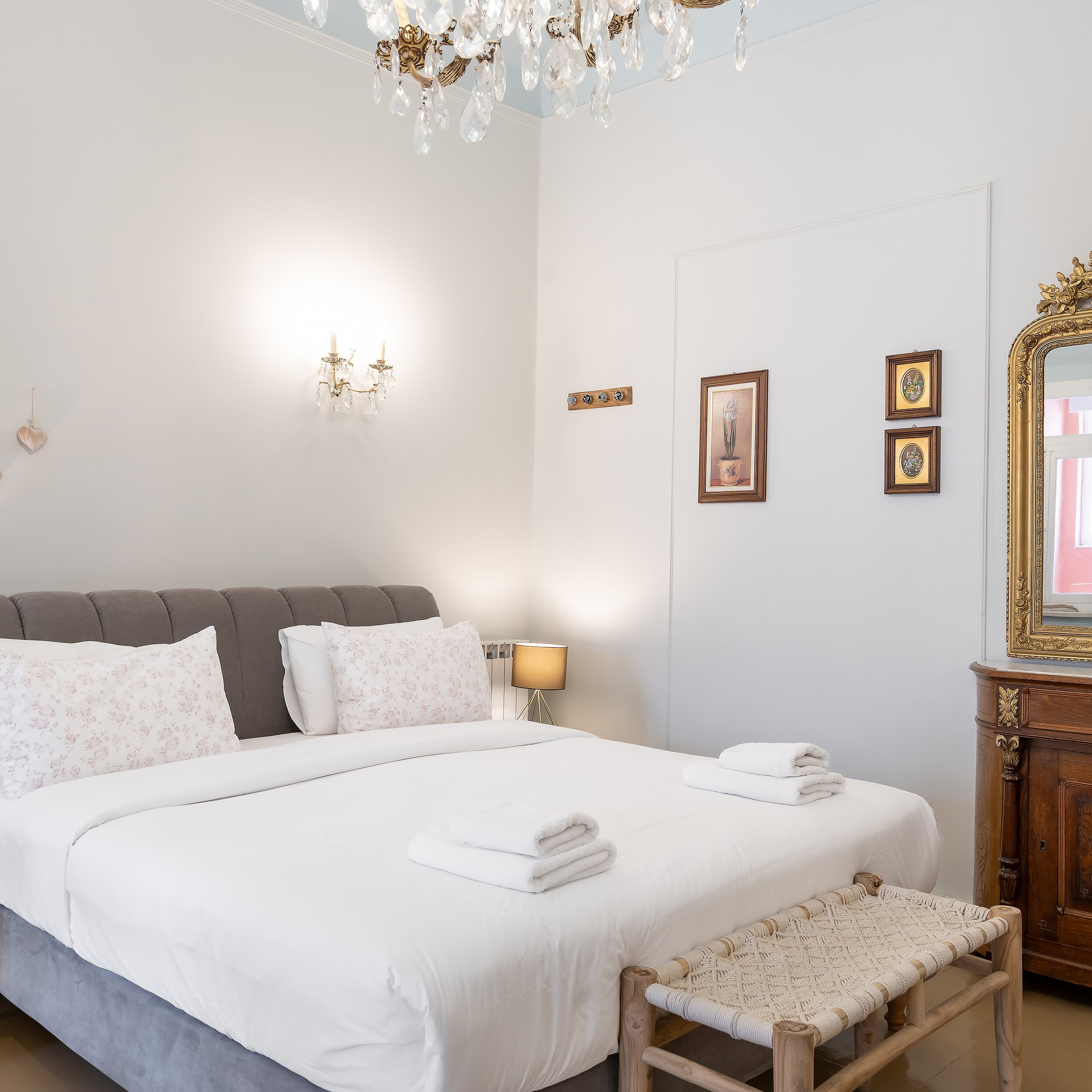 Real estate photography showcasing a luxury property with cinematic drone and architectural lighting.