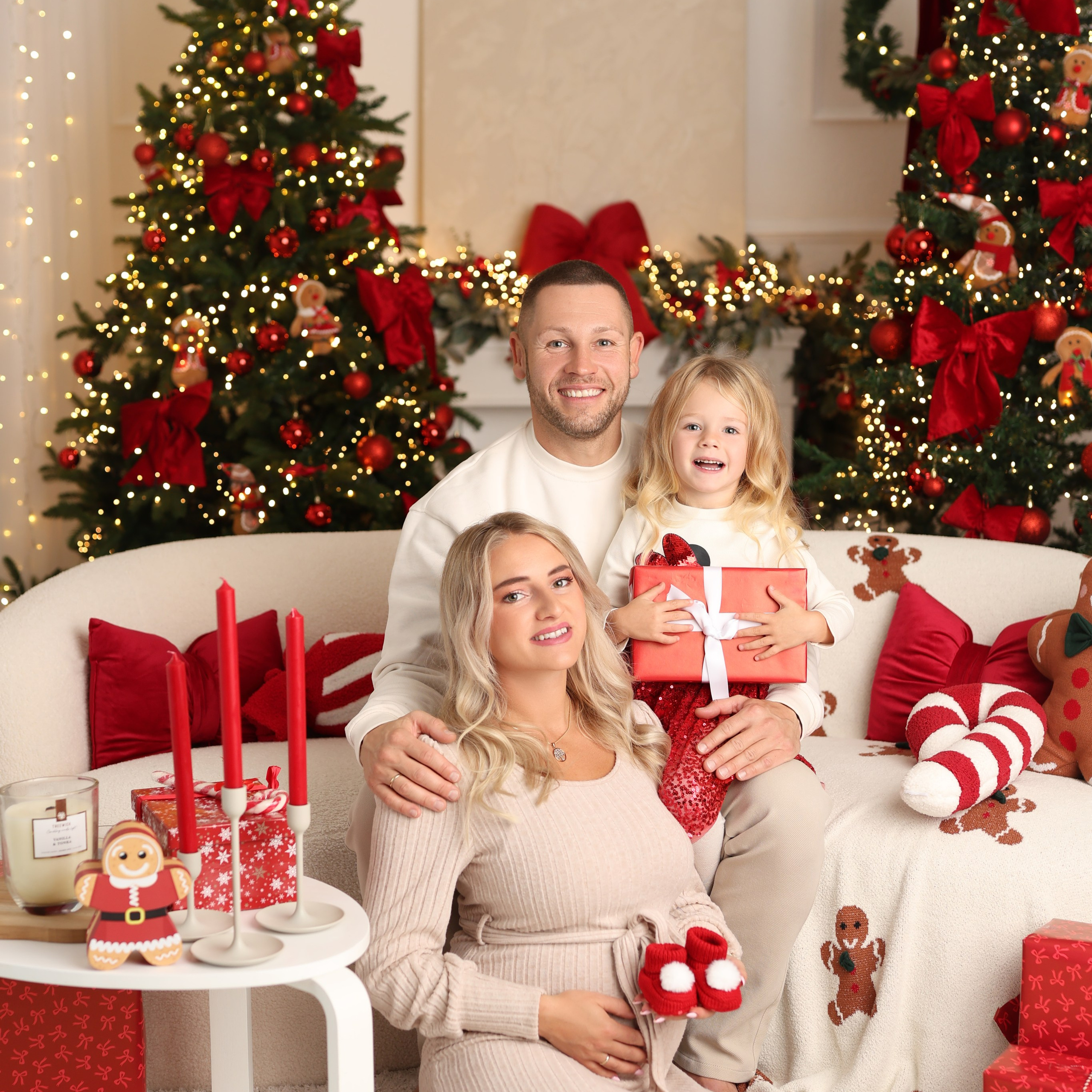 Weihnachts -Shooting 2026. Neugeborenen & Babyfotografie Marina Buch in Wickede Ruhr NRW