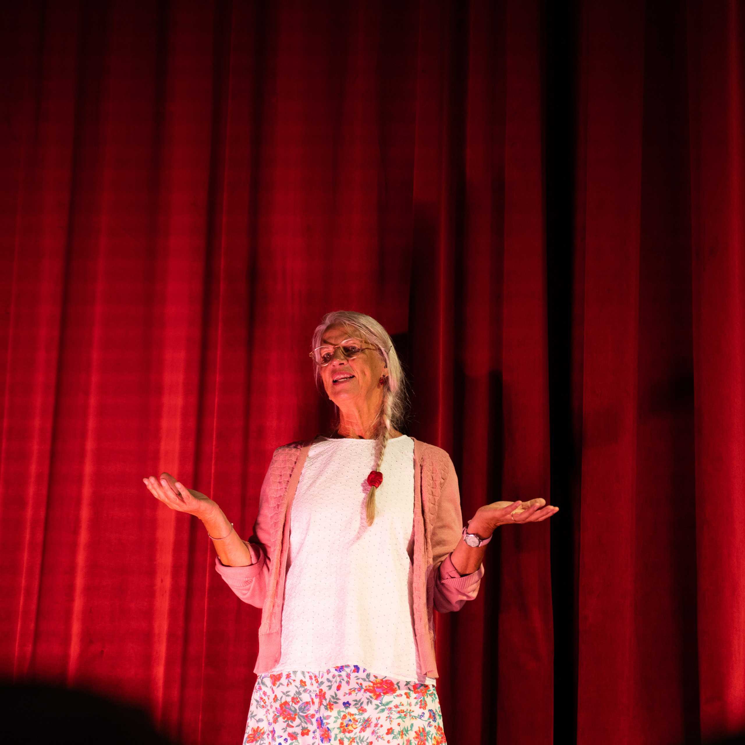 COMMENTS. Nina Janeckova Photographer and Videographer in Bodensee Ravensburg