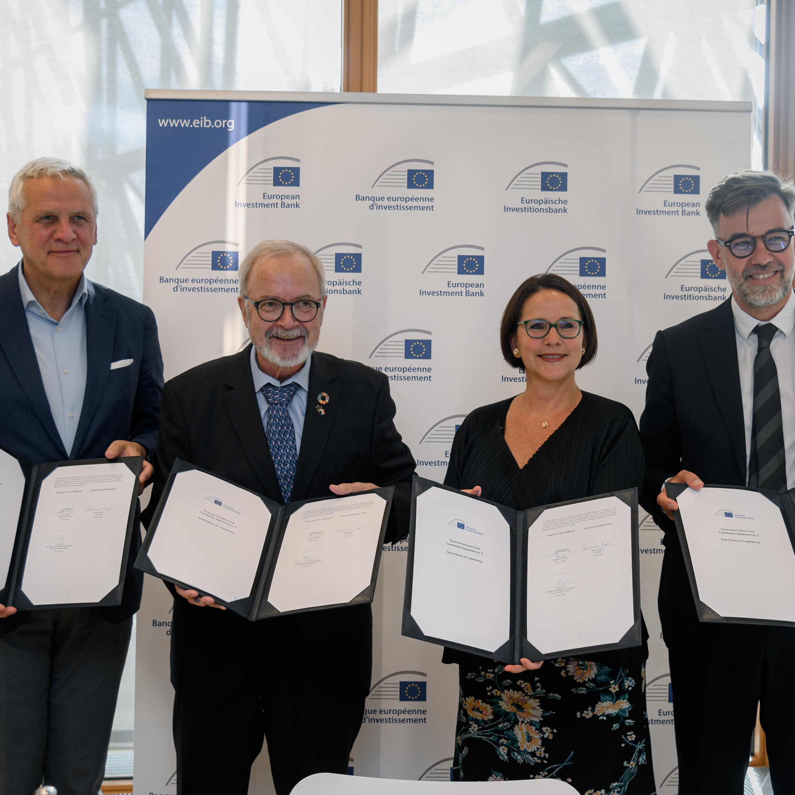 Reviews. Photographer in Luxembourg Tanita