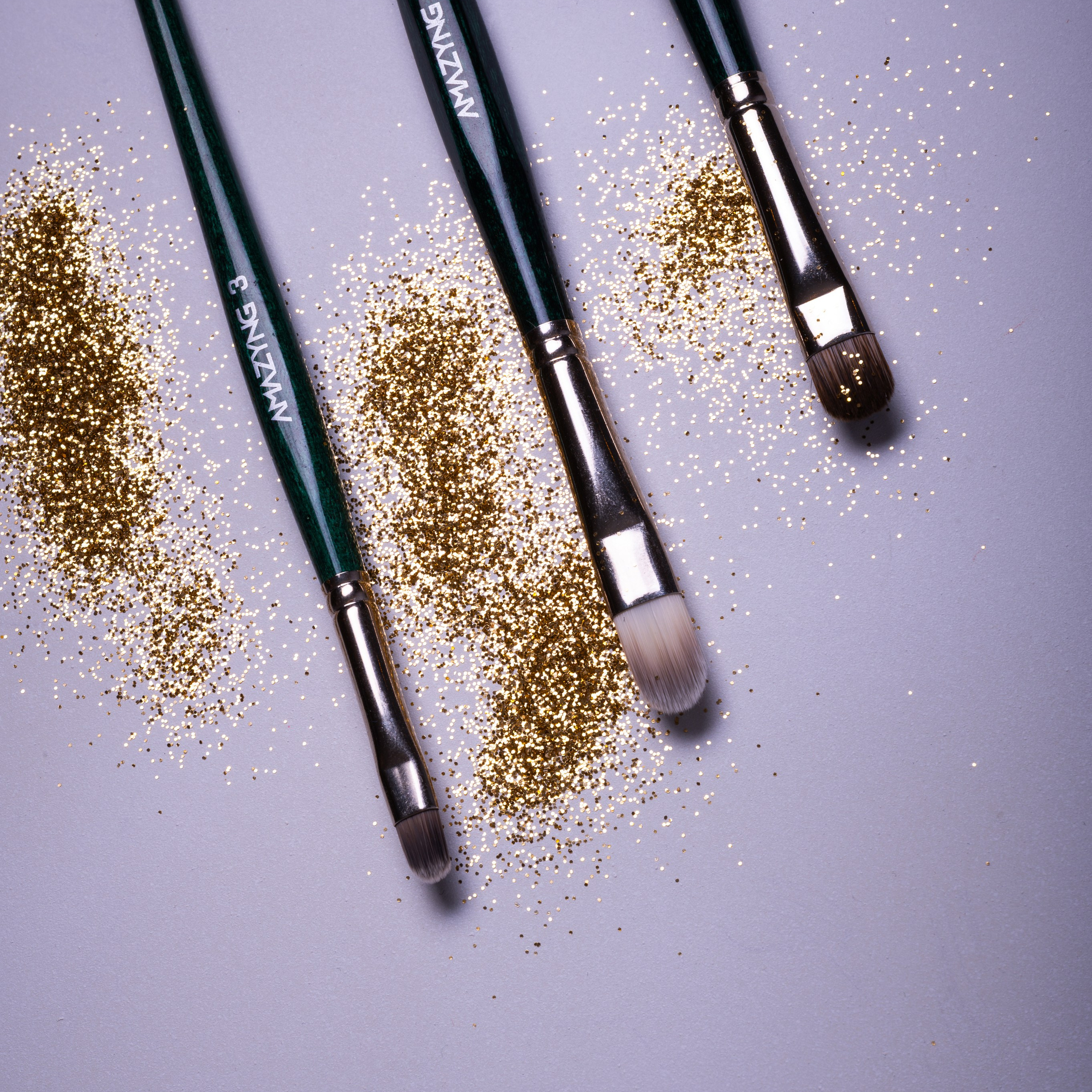 MUA brushes “Amazyng” in Germany