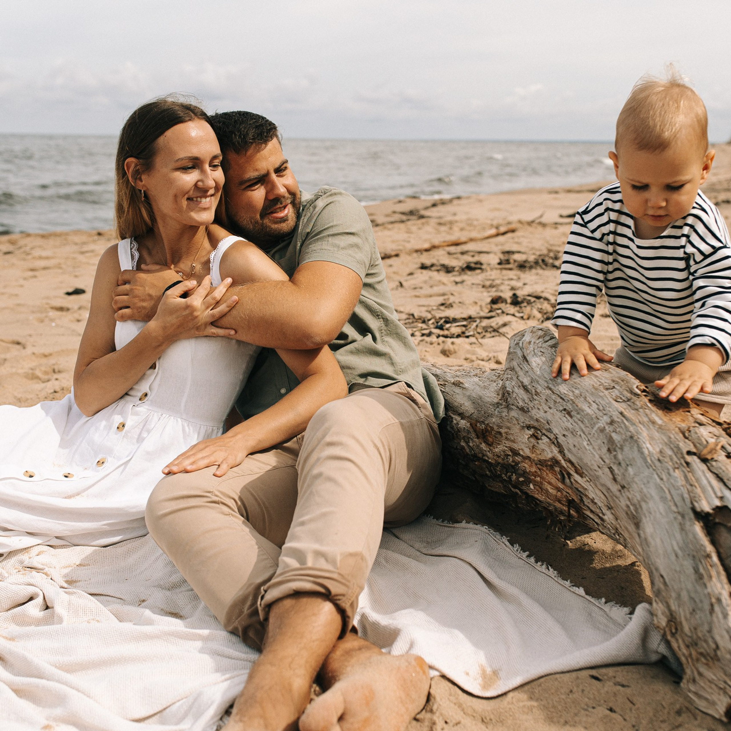 IETEIKUMI ĢIMENES FOTOSESIJAI