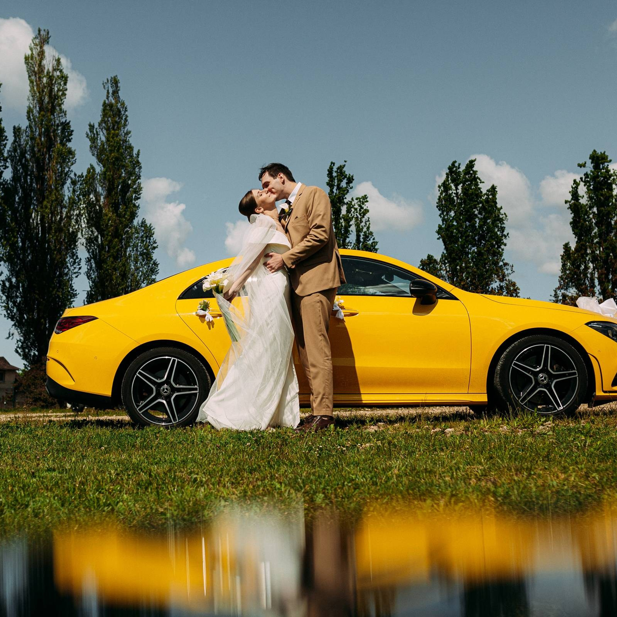 Kāzu svinības Siguldas kalnā, pie dabas viesu namā Kamēlijas