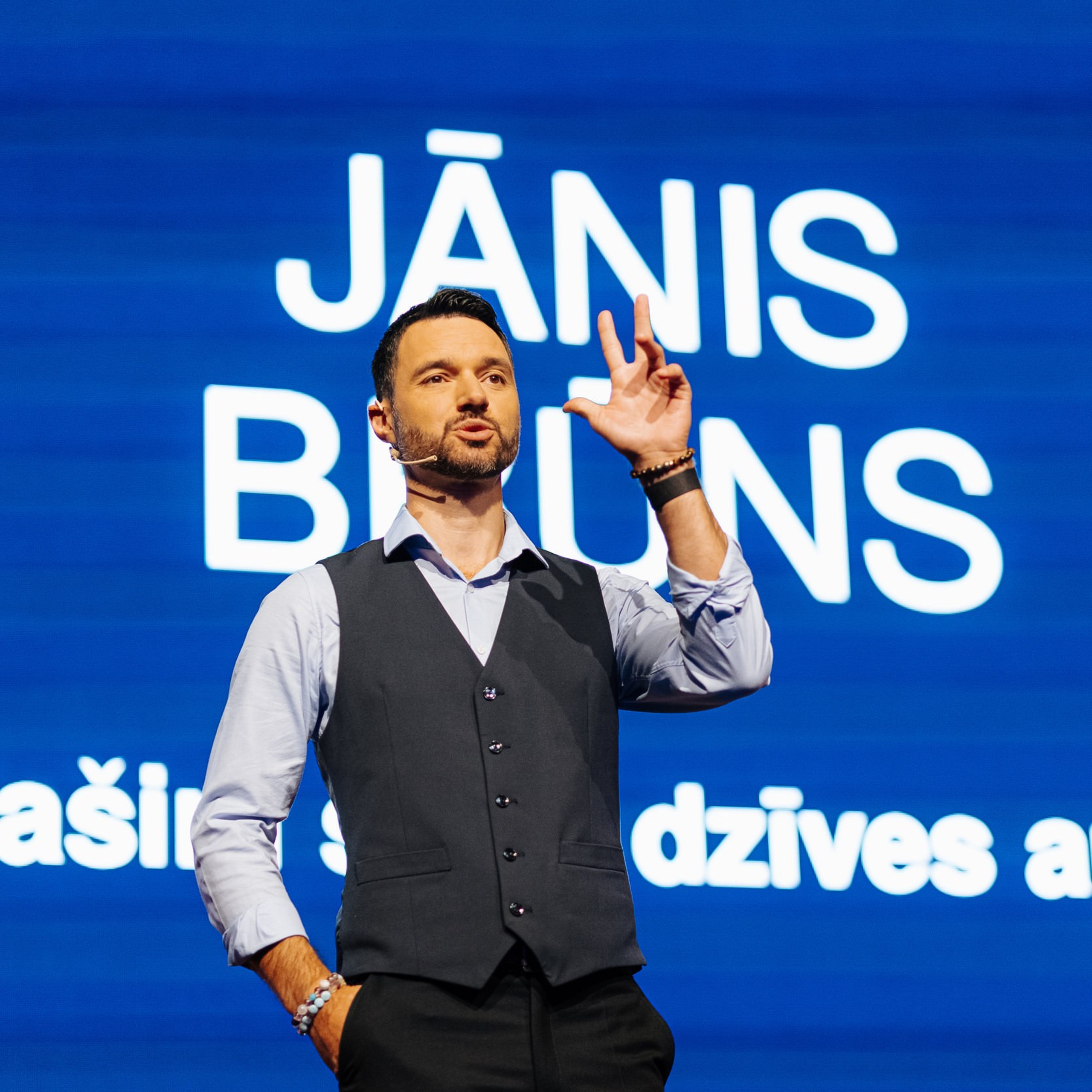 Dzīvesvirsotnes konference