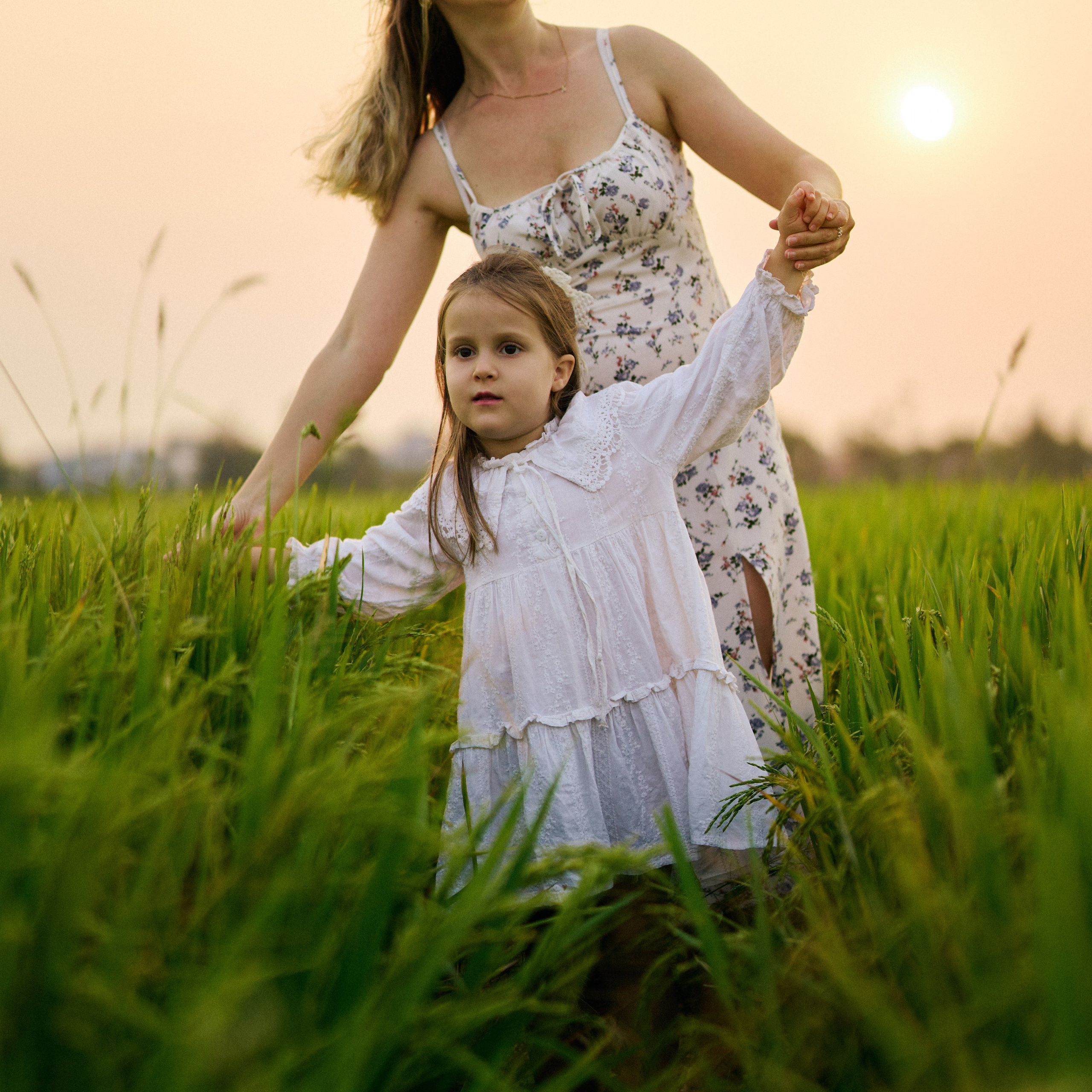 Lifestyle Photographer in Hoi An & Da Nang Love stories, family & wedding photography