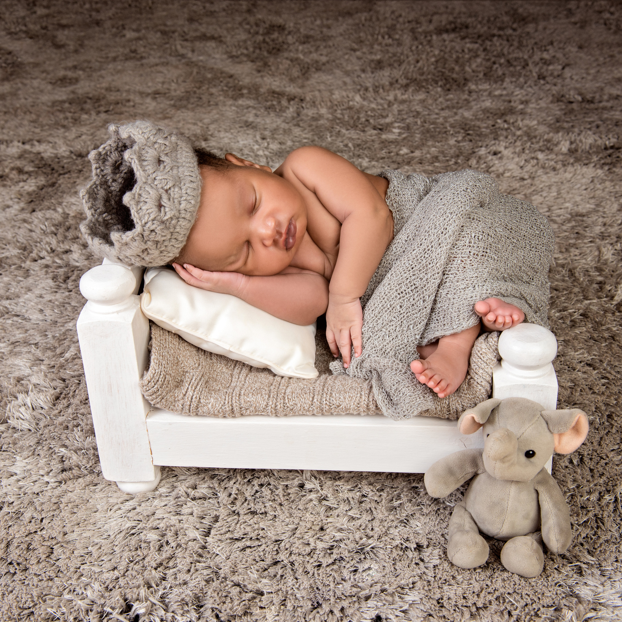 Happy Clients our Newborn Baby and Family shoot @Nairobi & Mombasa. Newborn, Baby, Maternity and Family Photographer Nairobi Mombasa Kenya