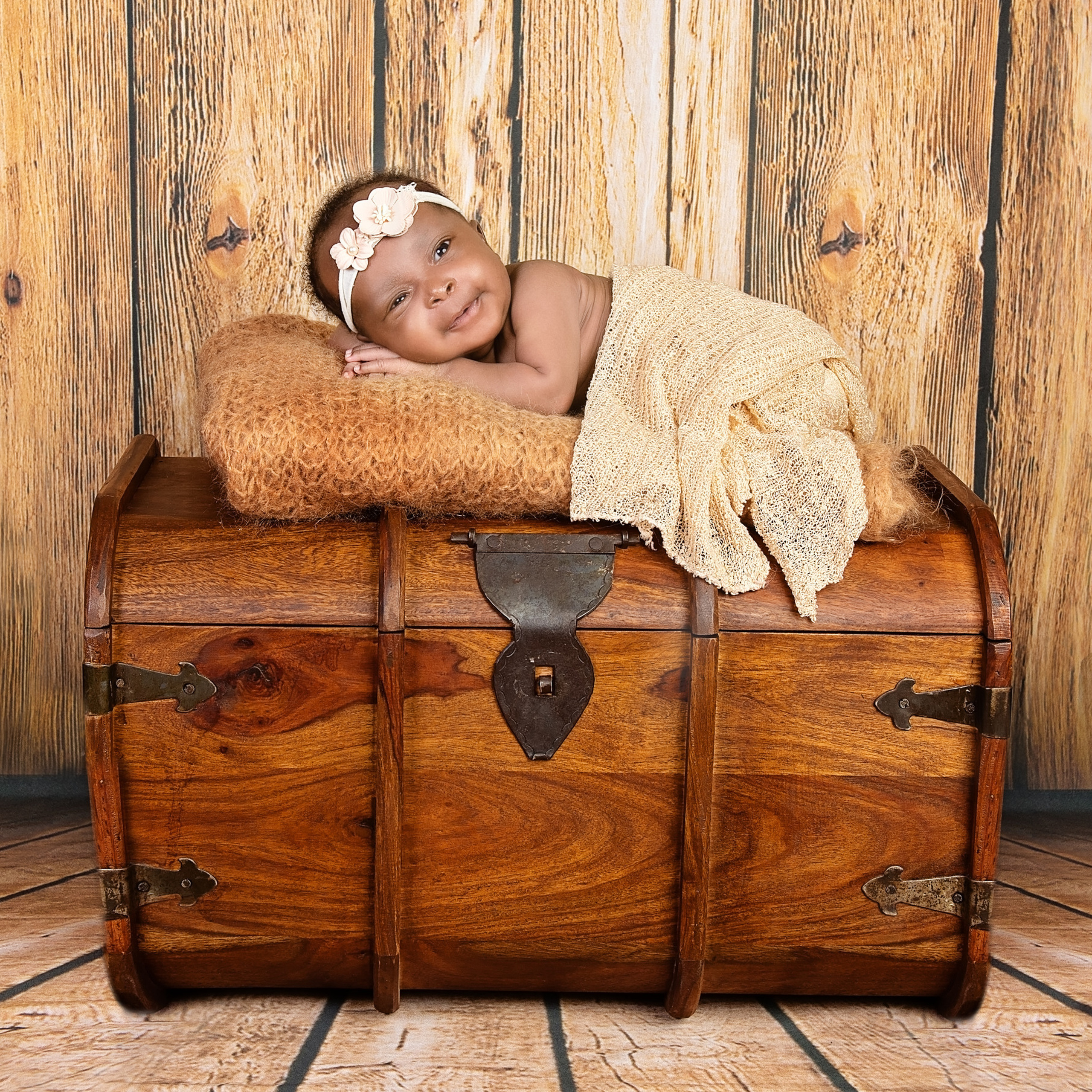 Happy Clients our Newborn Baby and Family shoot @Nairobi & Mombasa. Newborn, Baby, Maternity and Family Photographer Nairobi Mombasa Kenya