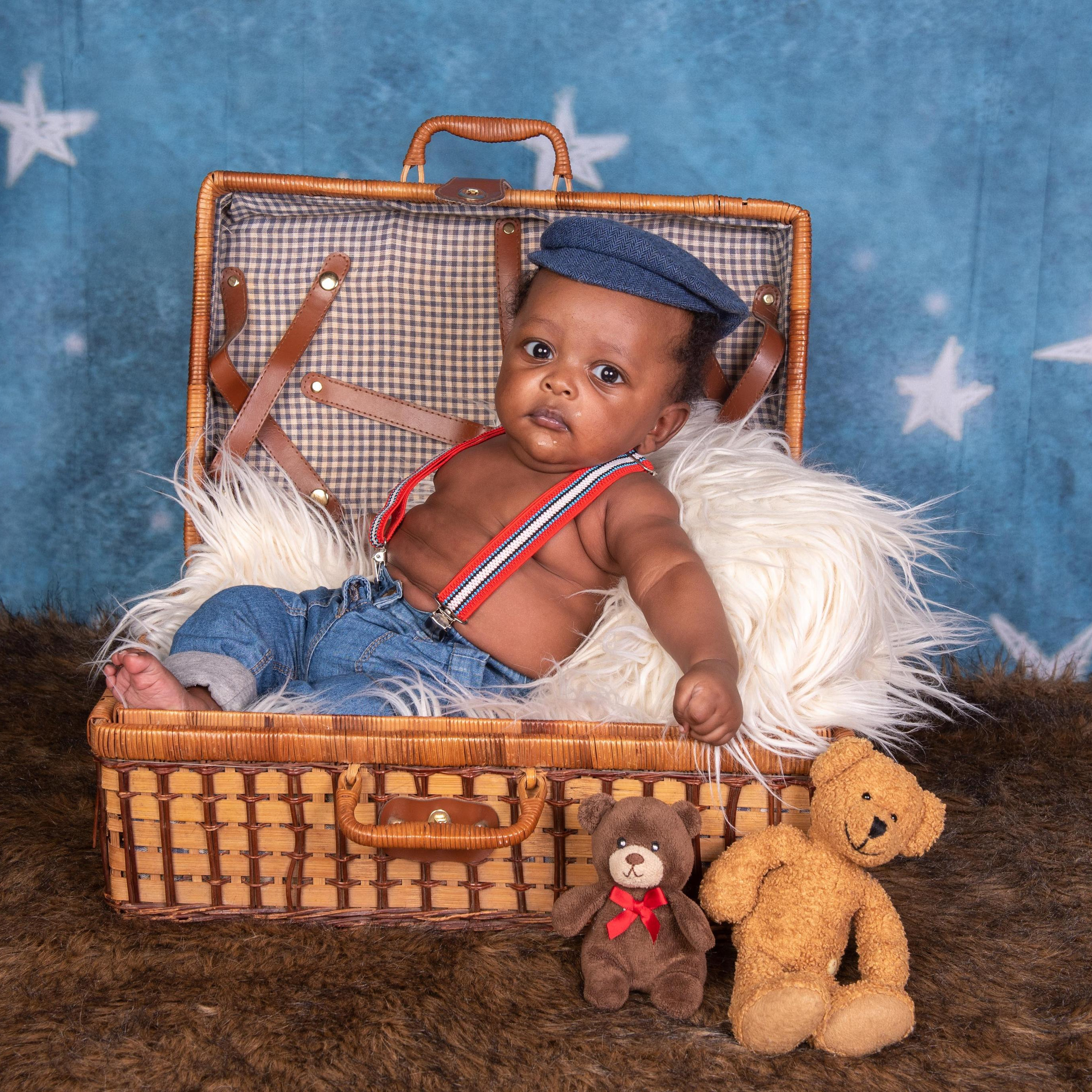 Happy Clients our Newborn Baby and Family shoot @Nairobi & Mombasa. Newborn, Baby, Maternity and Family Photographer Nairobi Mombasa Kenya