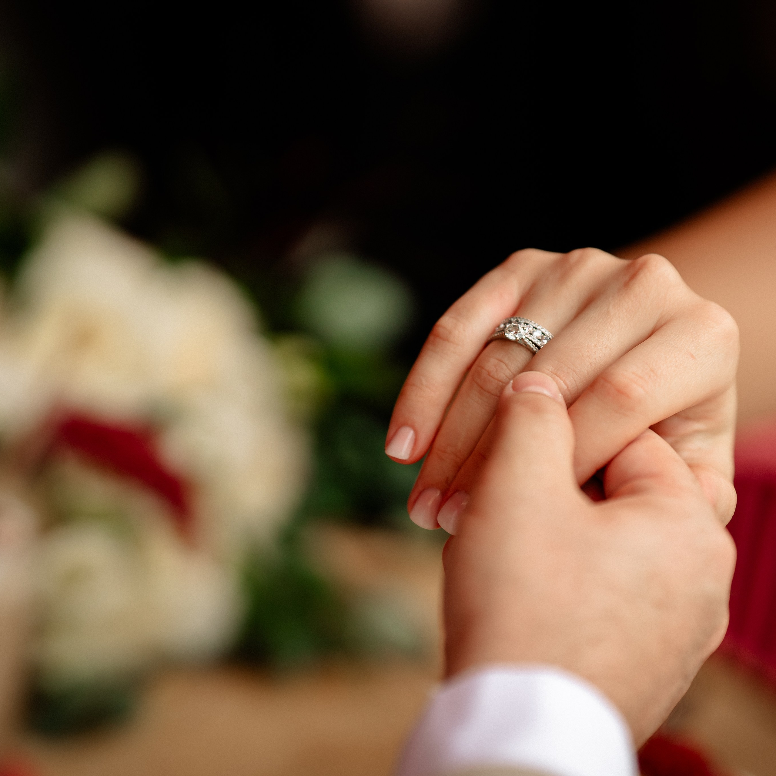 Opinii. Https://www.instagram.com/grosu.photography?igsh=MTR6Y2xobGw1ZTluZg%3D%3D&utm_source=qr