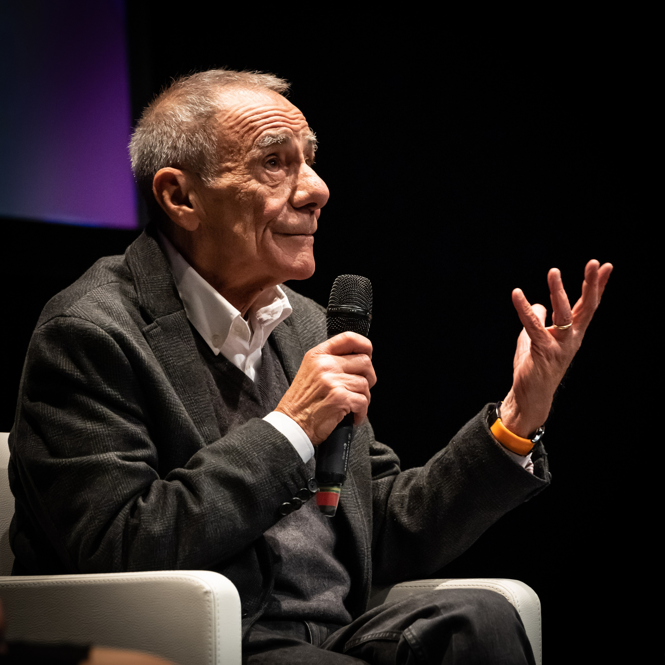 Roberto Vecchioni Teatro Alba