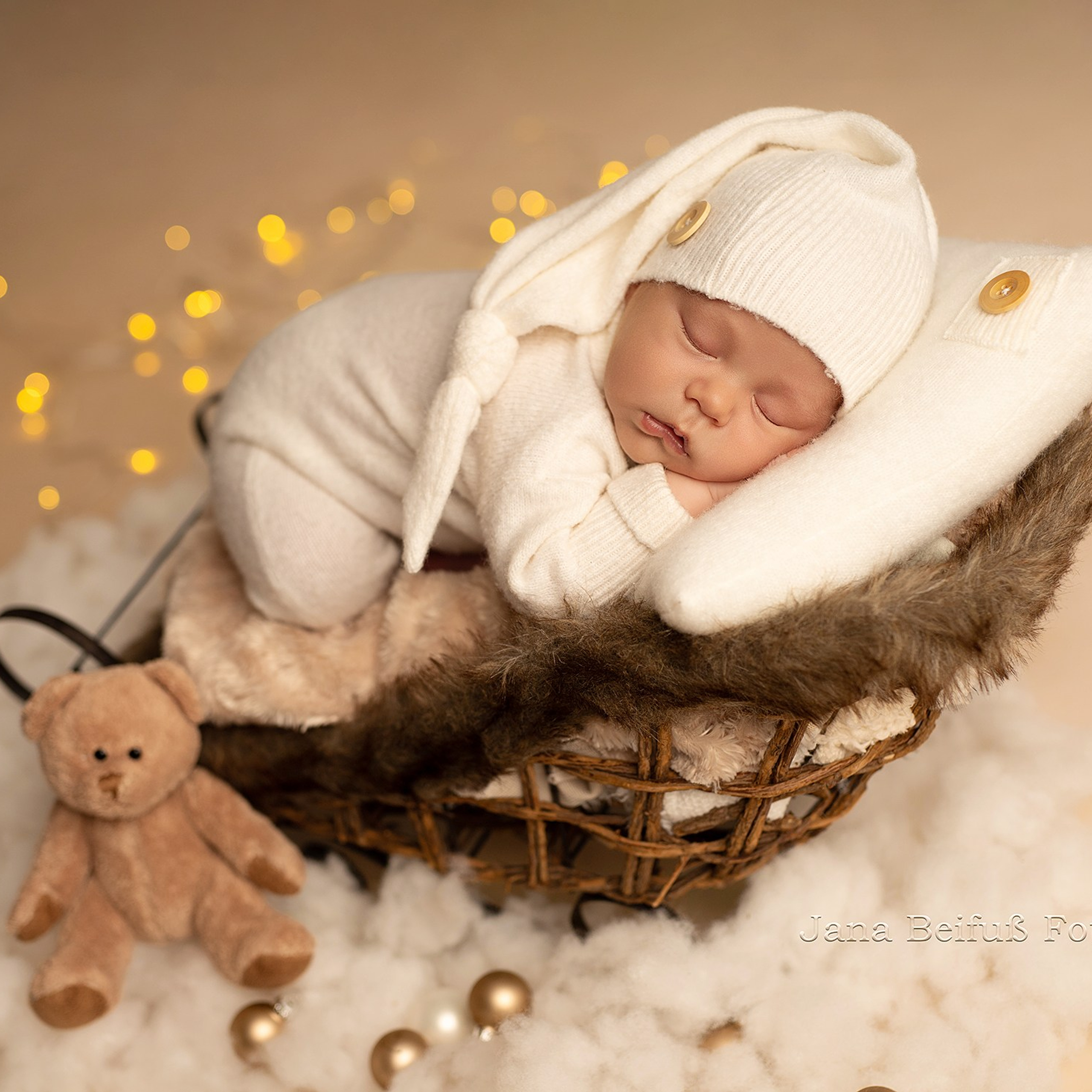 Jana Beifuß, professionelle Neugeborenenfotografin in Weißenhorn, Ulm, Neu-Ulm, Illertissen, Pfaffenhofen a. d. Roth