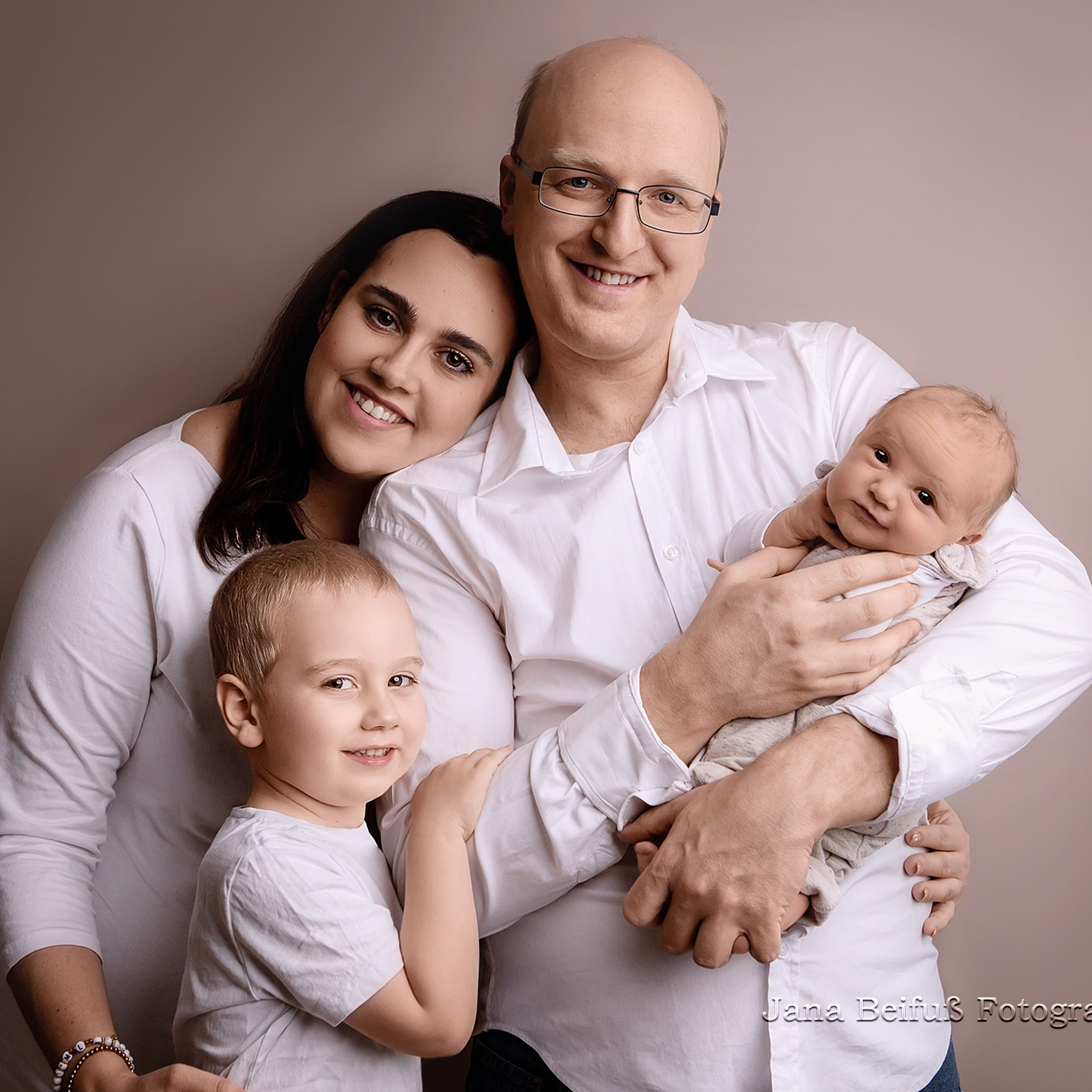 Neugeborenenshooting Weißenhorn, Neugeborenenshooting Ulm, Babyfotograf Ulm, Babyfotograf Senden, Babyfotograf Neu-Ulm Jana Beifuß Fotografie