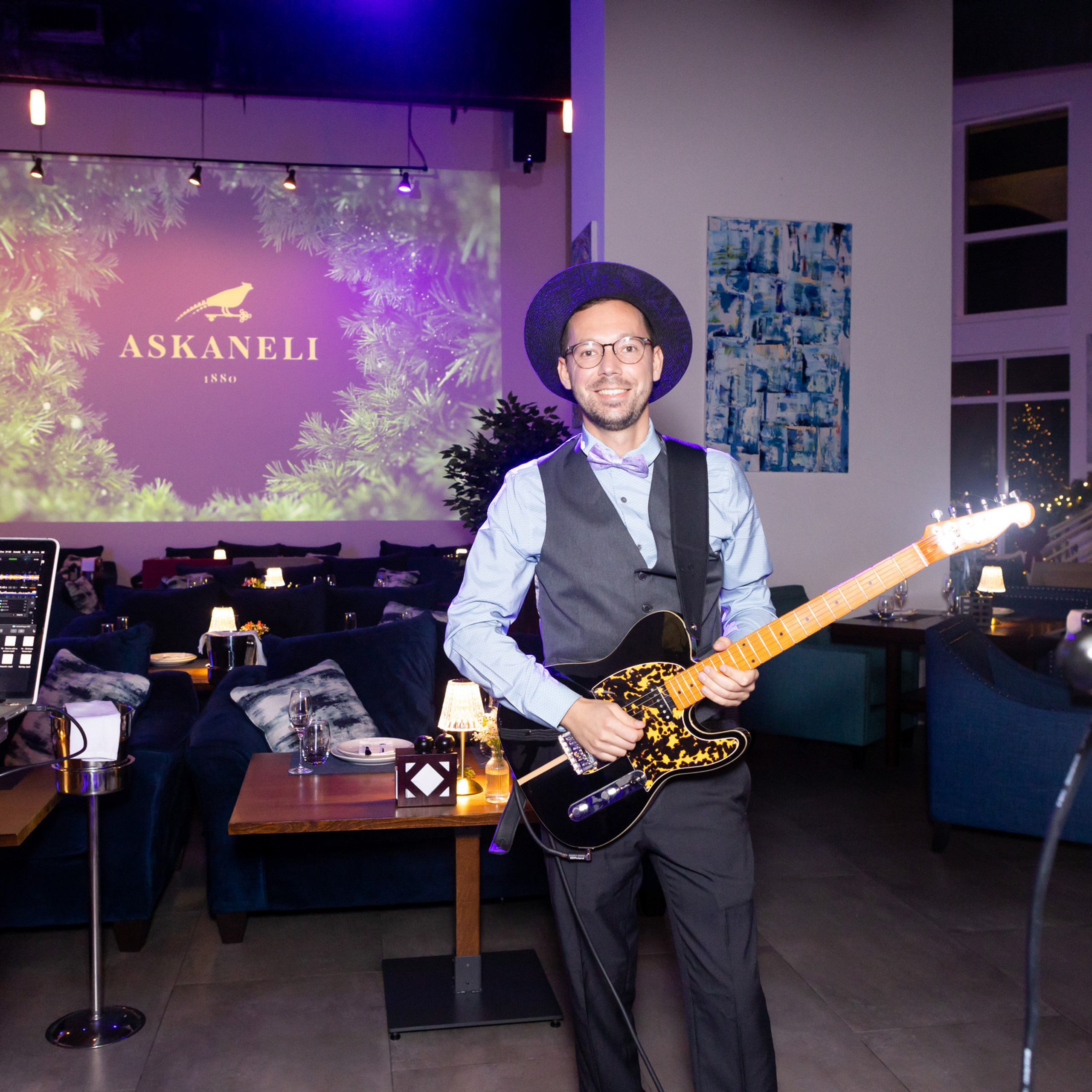 Comments. Art photography. Events. Family photo